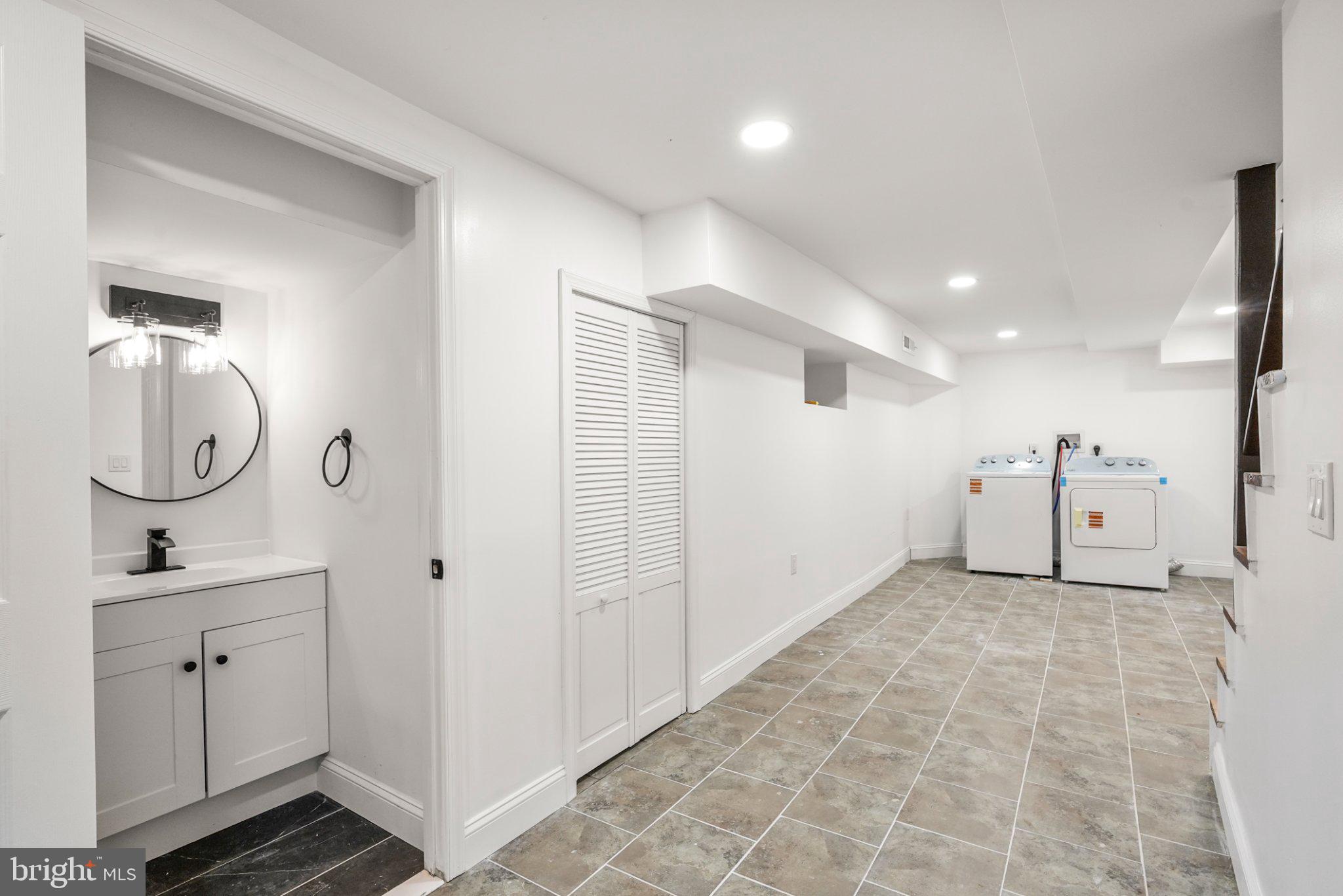 OVERBROOK - Residential