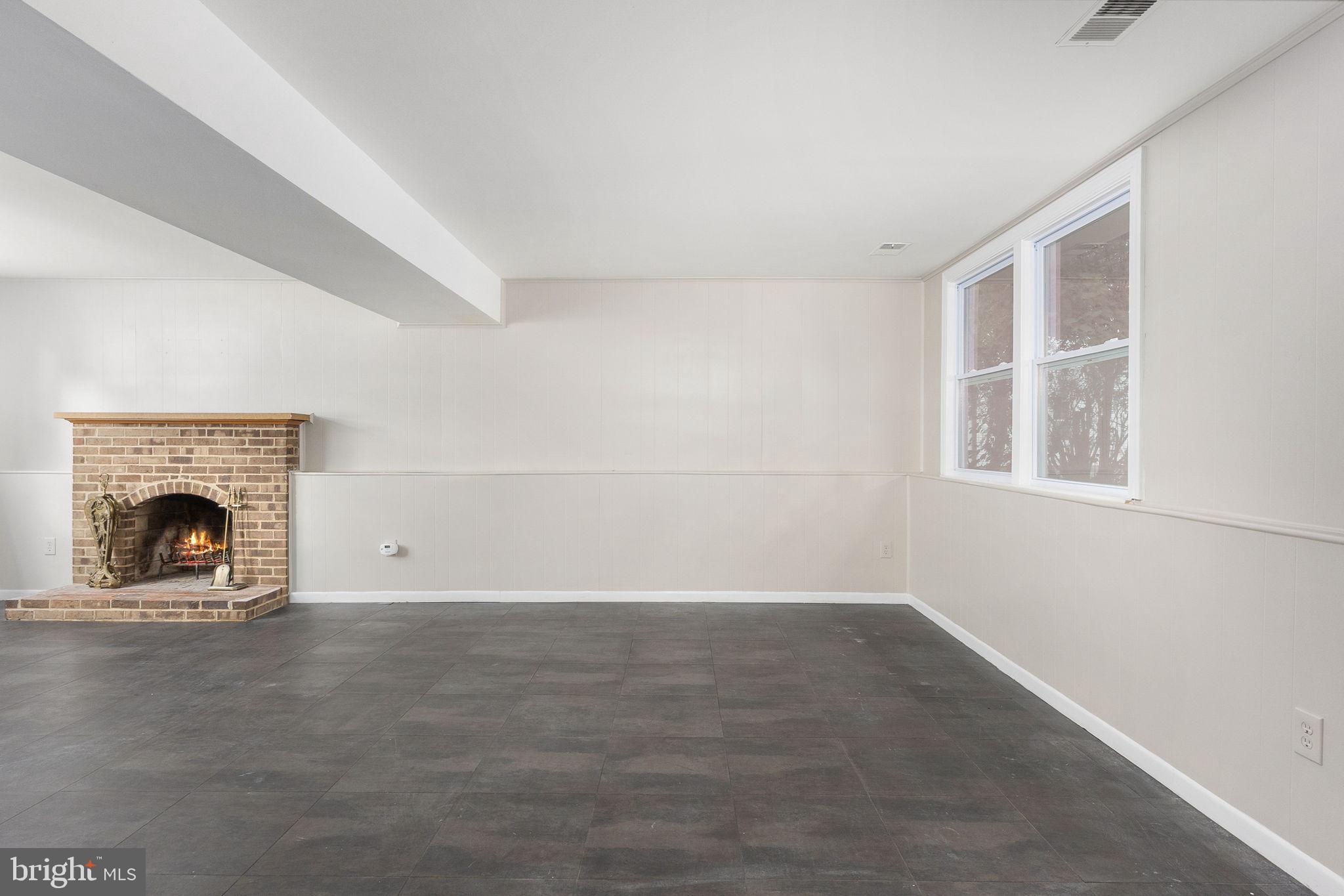 HIDDENBROOK - Residential