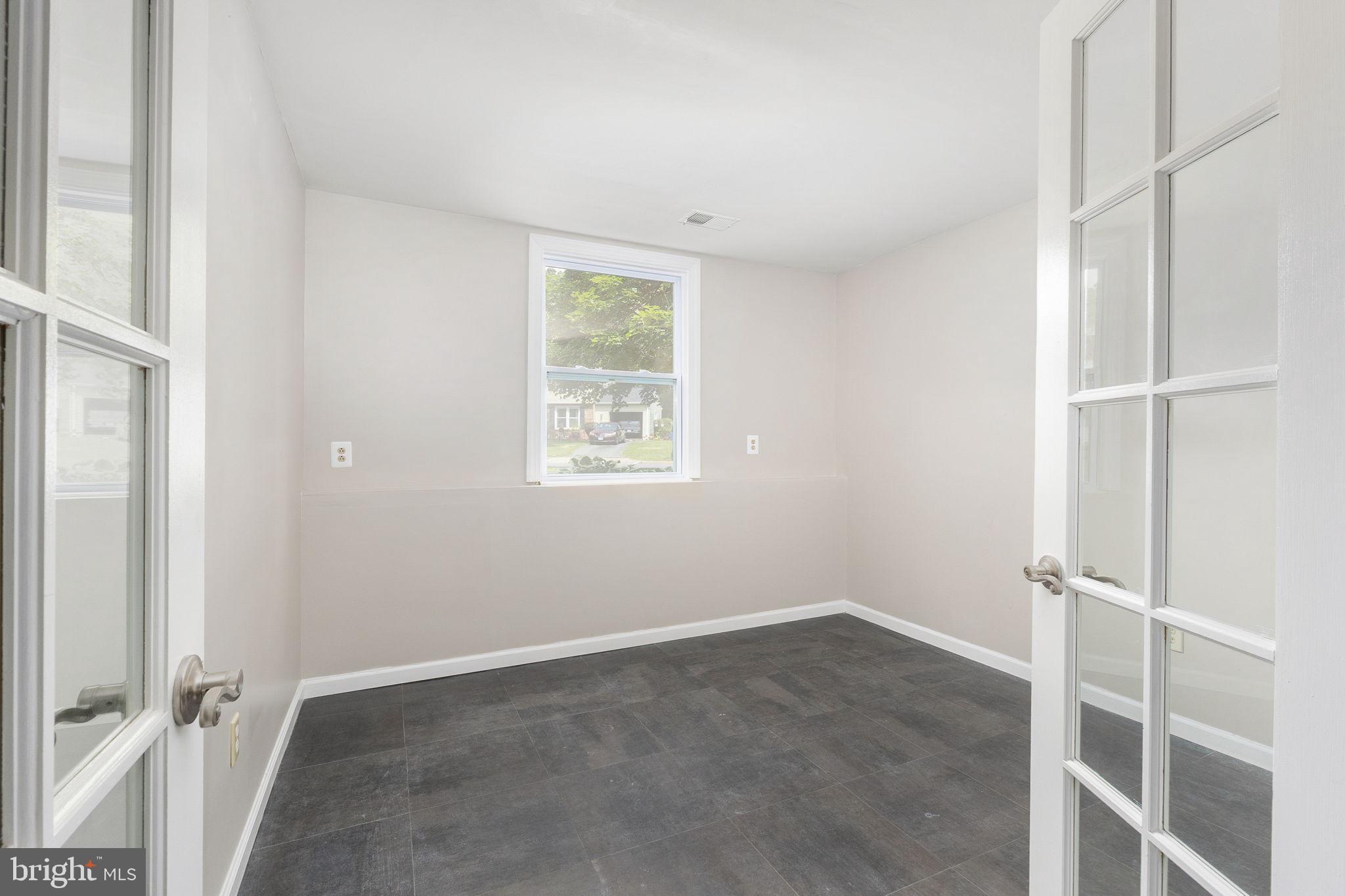 HIDDENBROOK - Residential