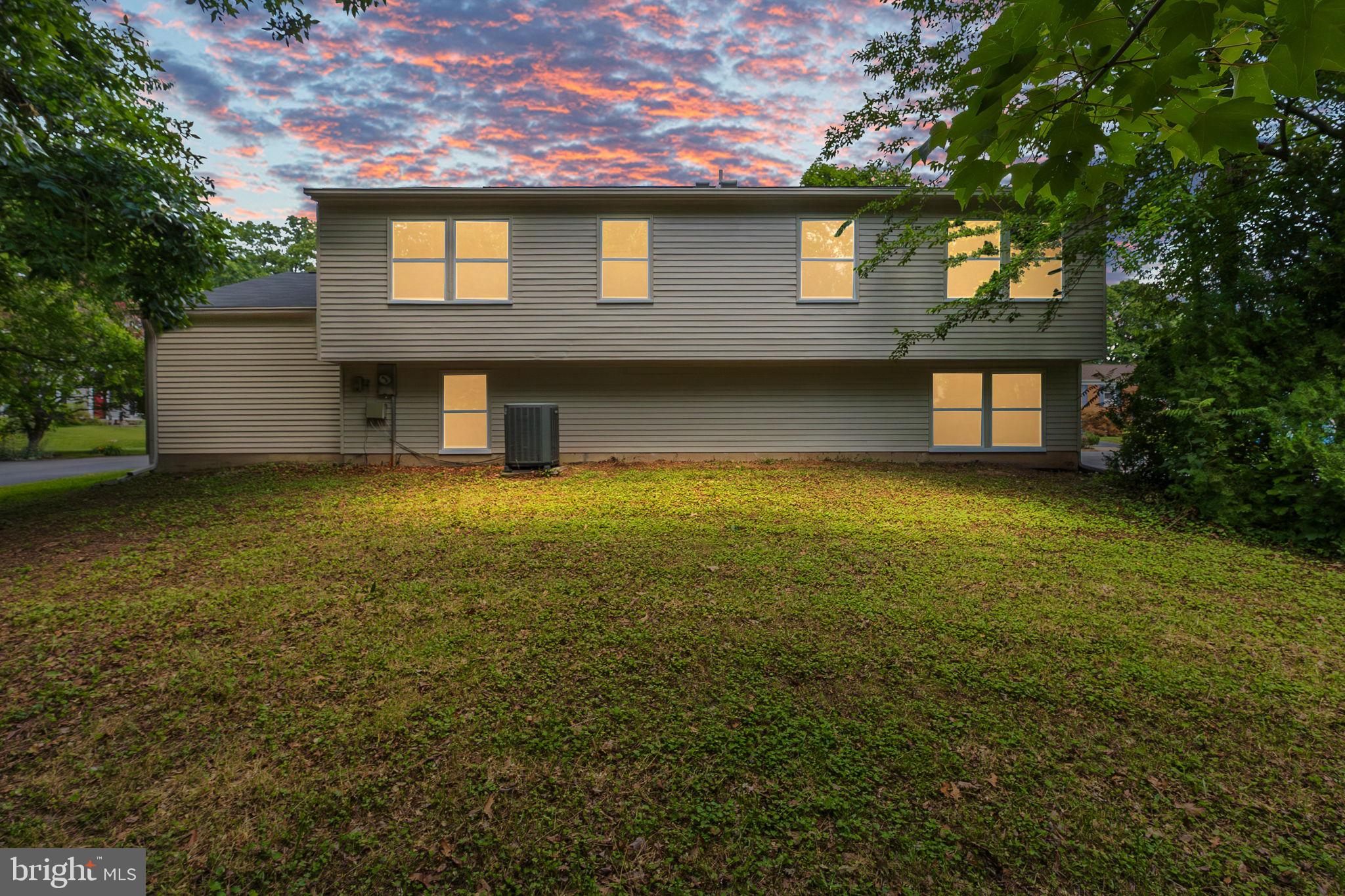 HIDDENBROOK - Residential