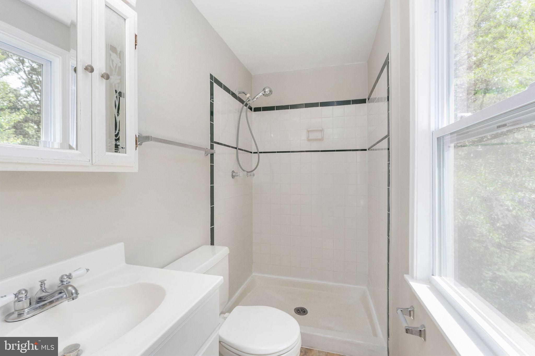 HIDDENBROOK - Residential