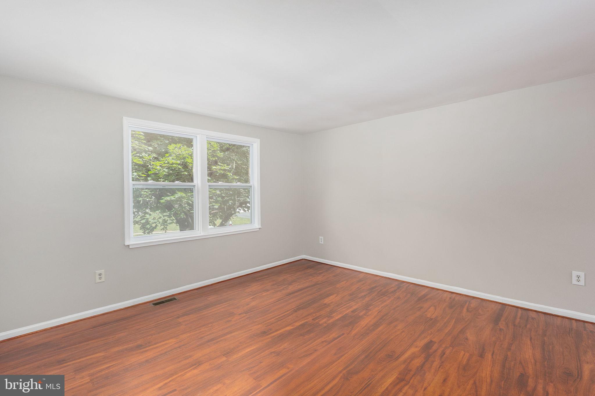 HIDDENBROOK - Residential