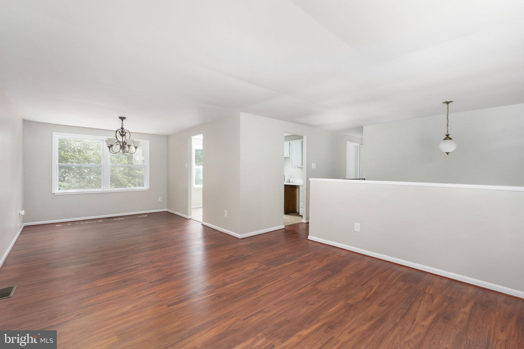 HIDDENBROOK - Residential