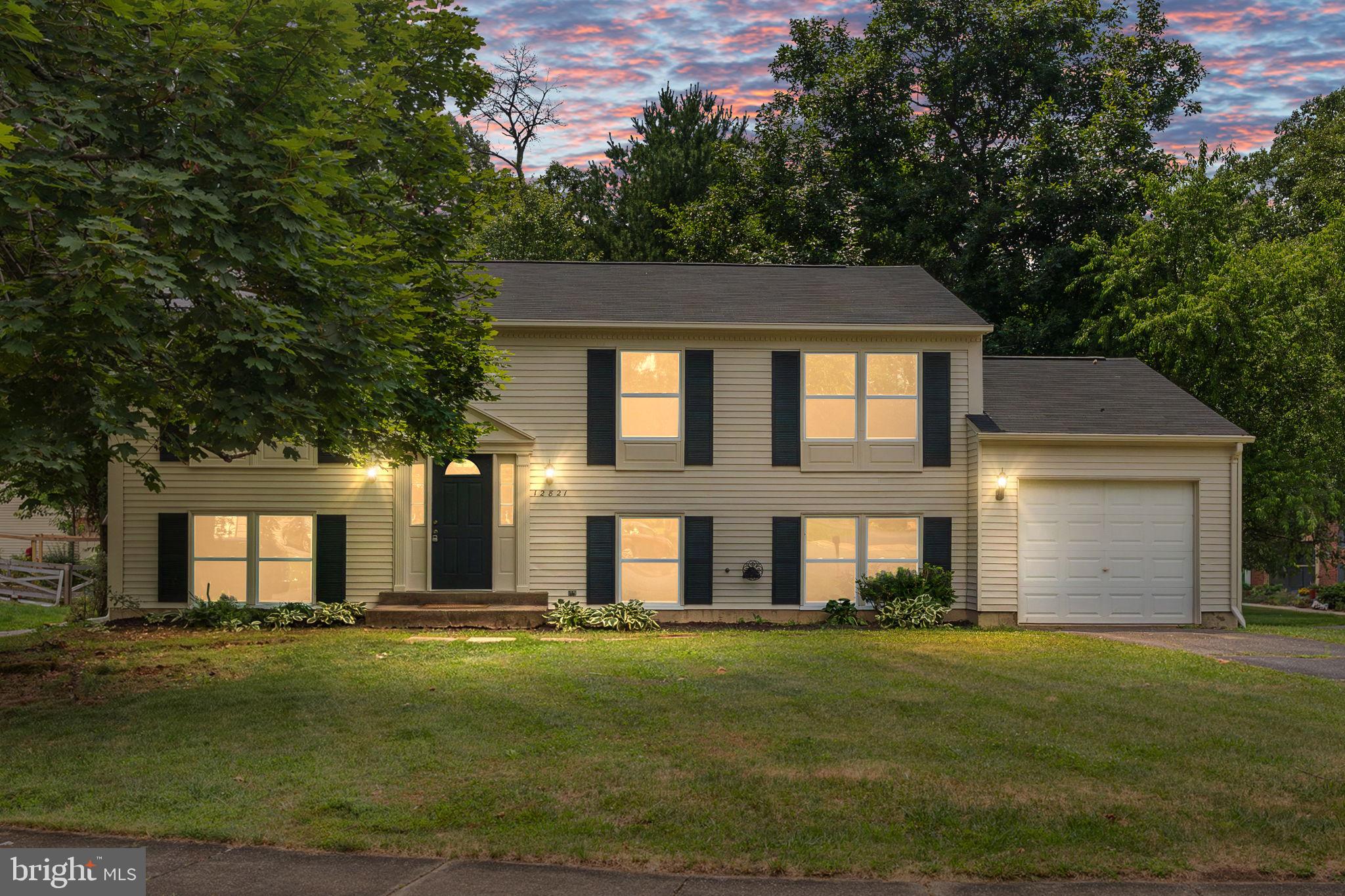 HIDDENBROOK - Residential