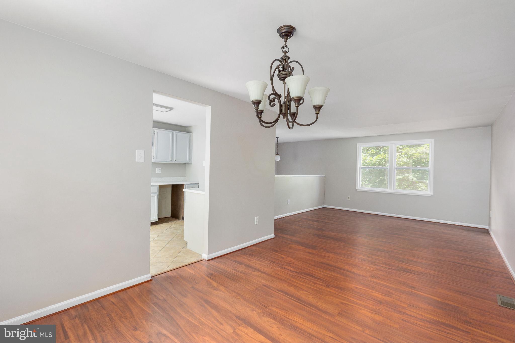 HIDDENBROOK - Residential