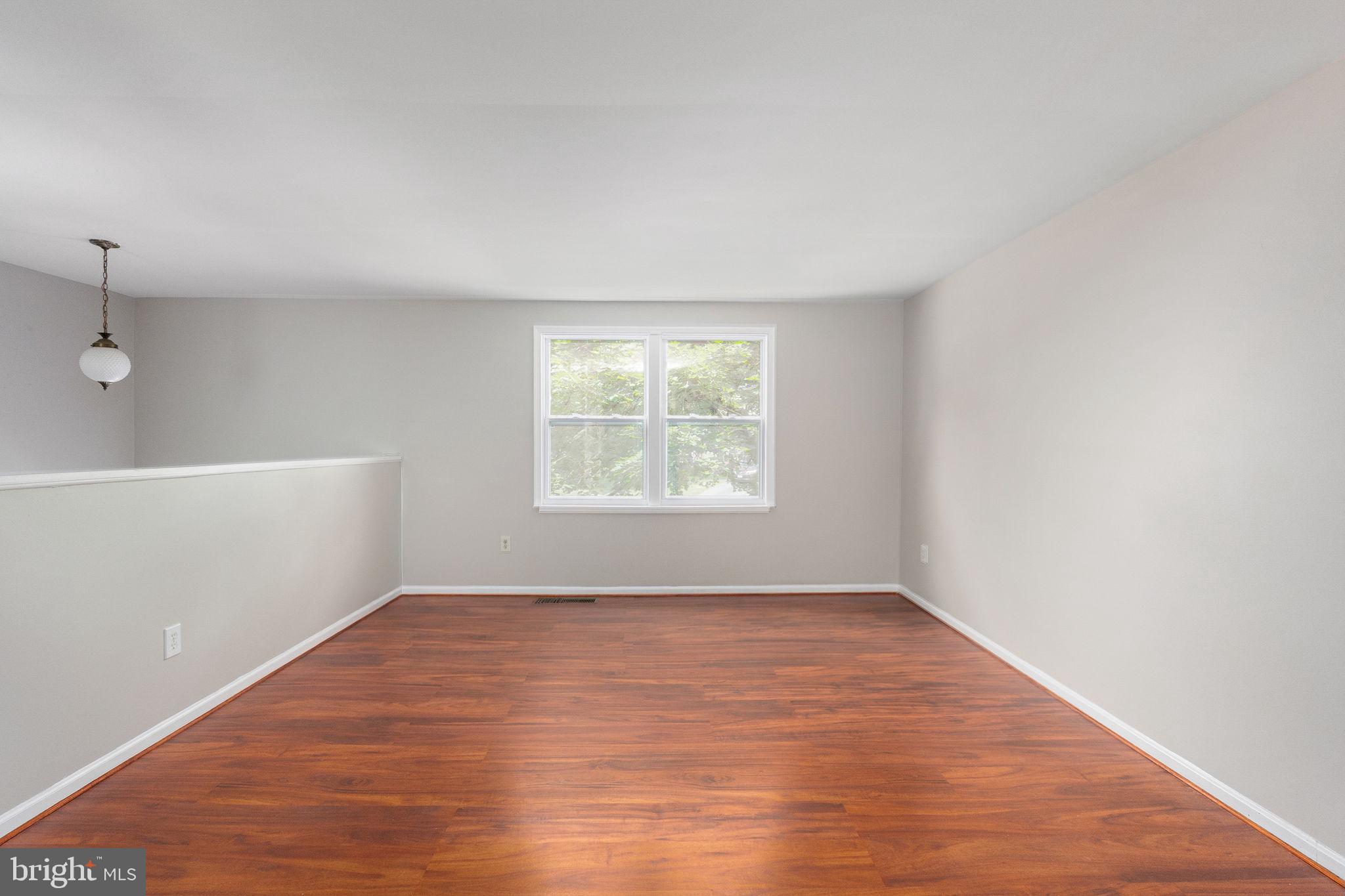 HIDDENBROOK - Residential