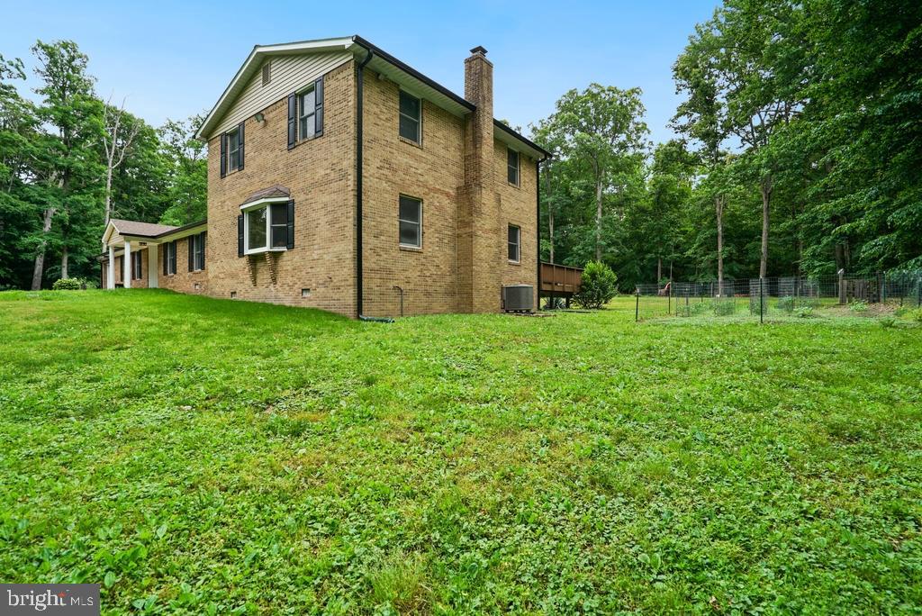 WARRLINDA VILLAGE - Residential