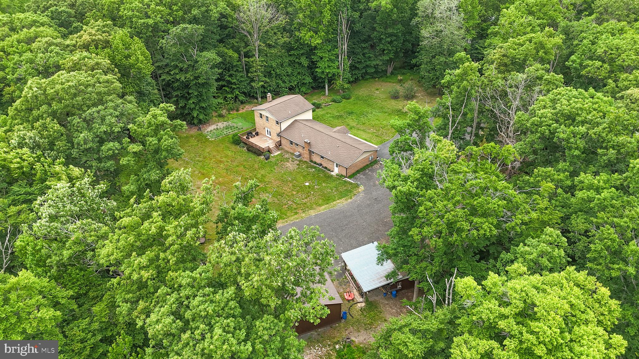 WARRLINDA VILLAGE - Residential