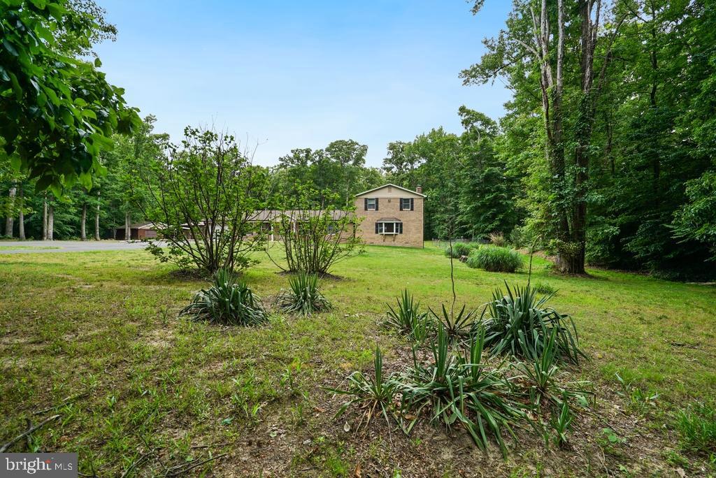 WARRLINDA VILLAGE - Residential