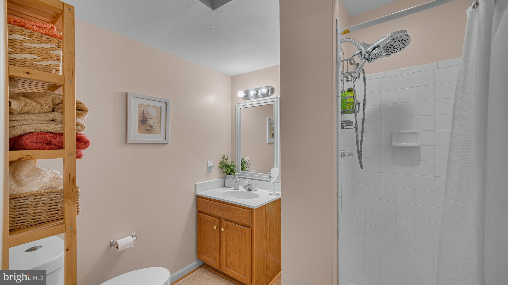 EMORY WOODS - Residential