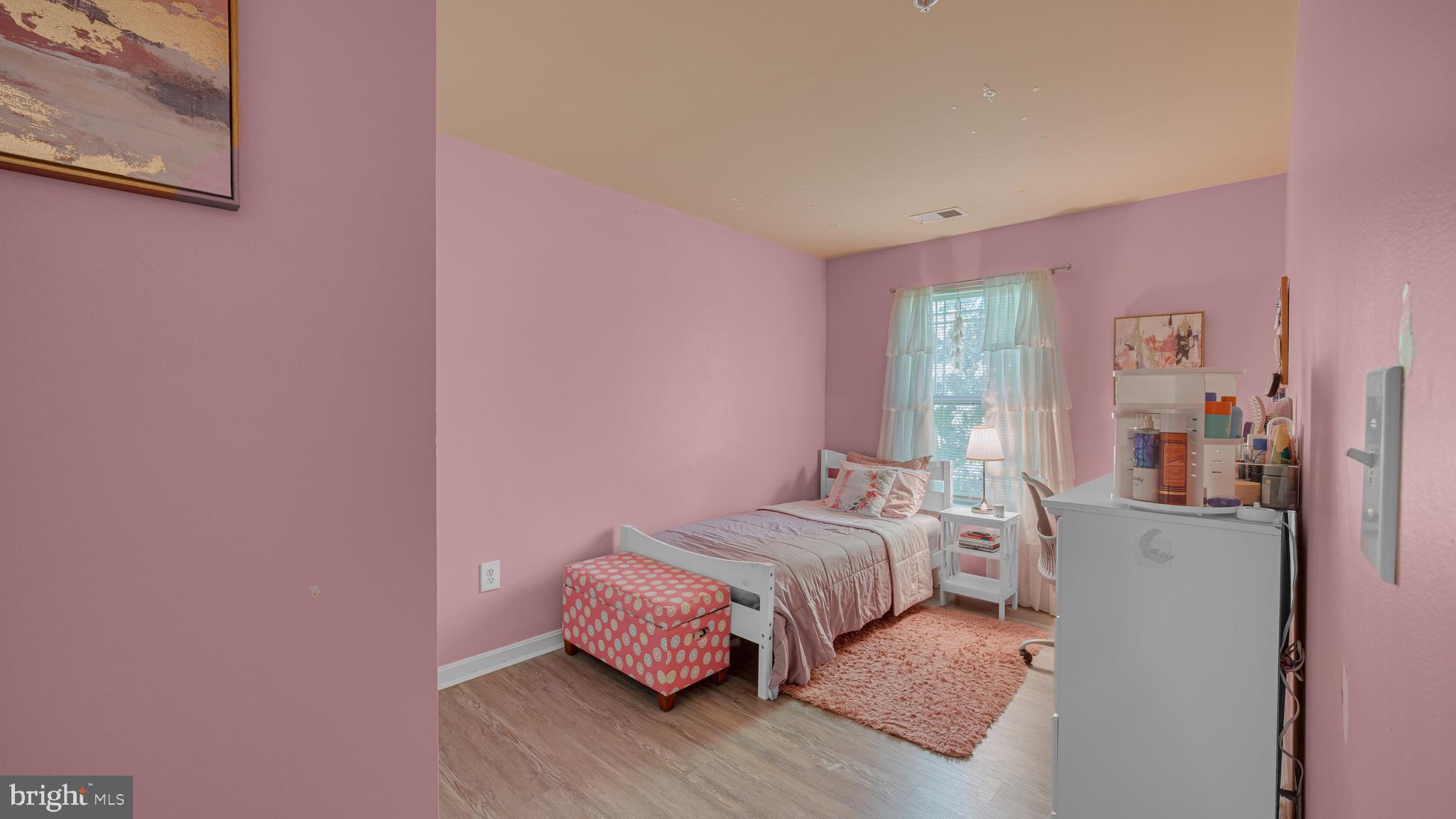 EMORY WOODS - Residential