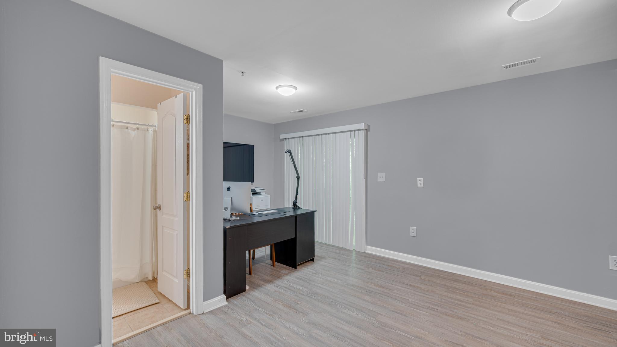 EMORY WOODS - Residential