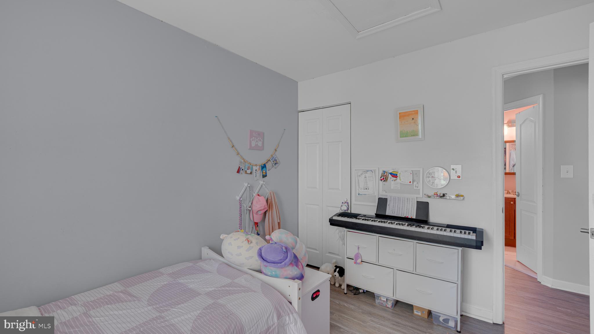 EMORY WOODS - Residential