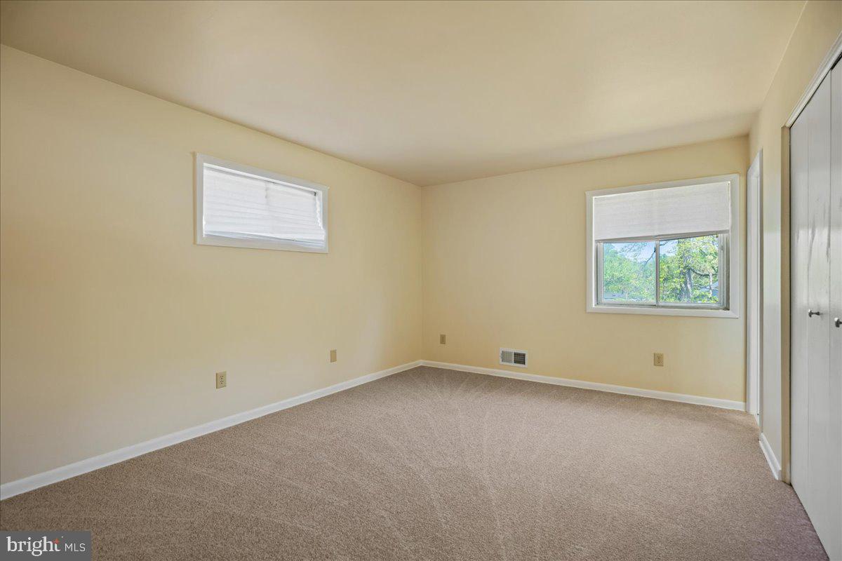 WHITFIELD WOODS - Residential Lease