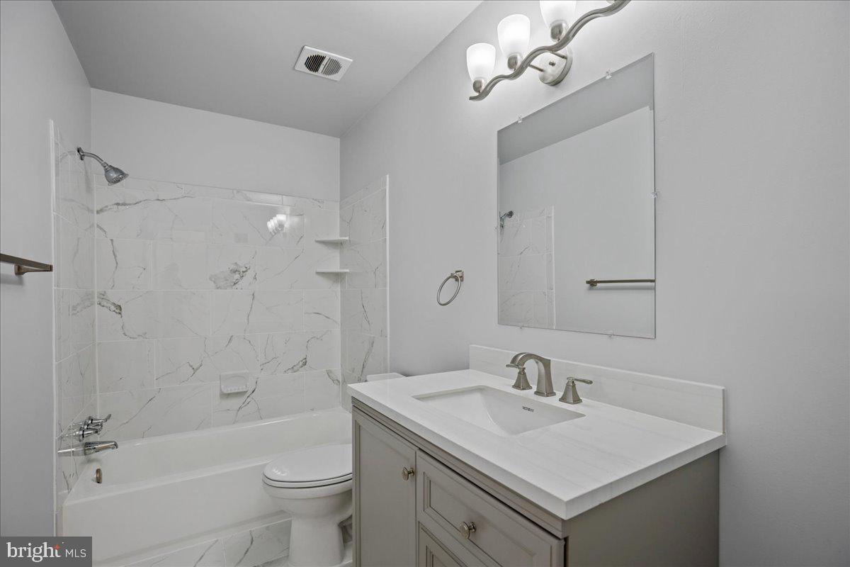 WHITFIELD WOODS - Residential Lease