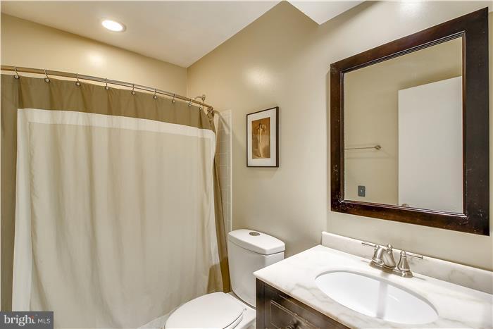 GUNNERS LAKE VILLAGE - Residential