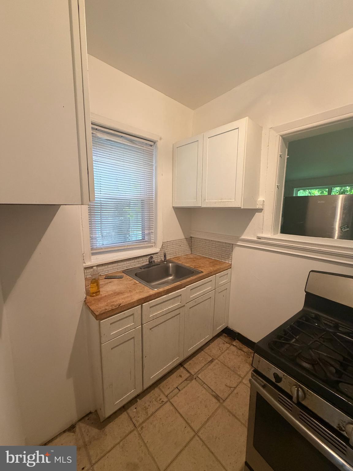 PHILADELPHIA (WEST) - Residential