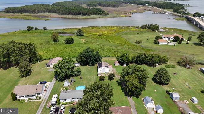 UPPER HOOPER ISLAND - Residential