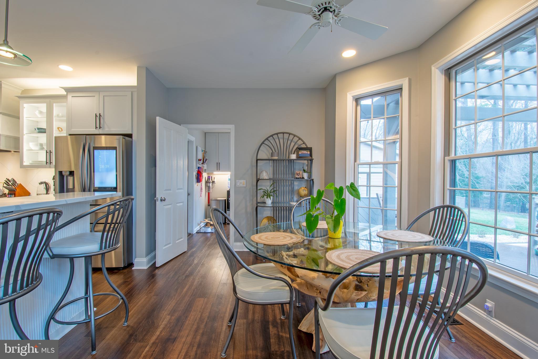 HAVEN LAKE ESTS - Residential
