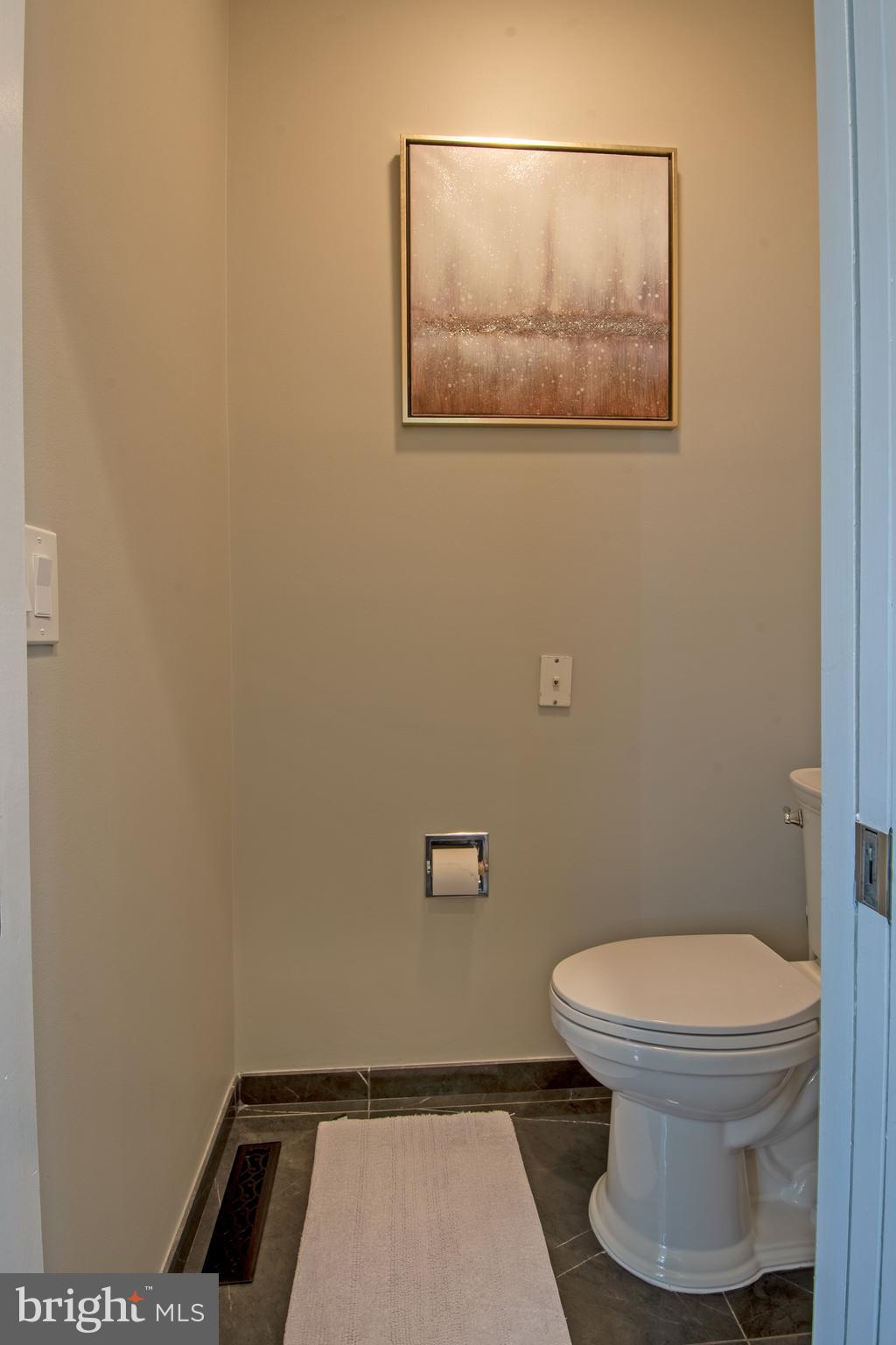 HAVEN LAKE ESTS - Residential