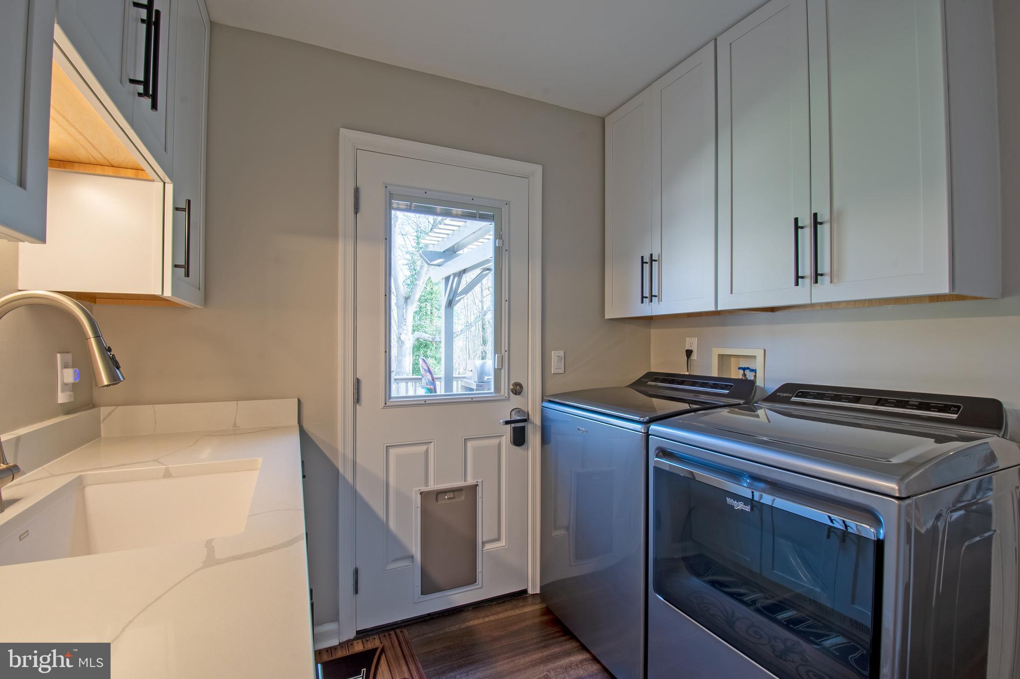 HAVEN LAKE ESTS - Residential