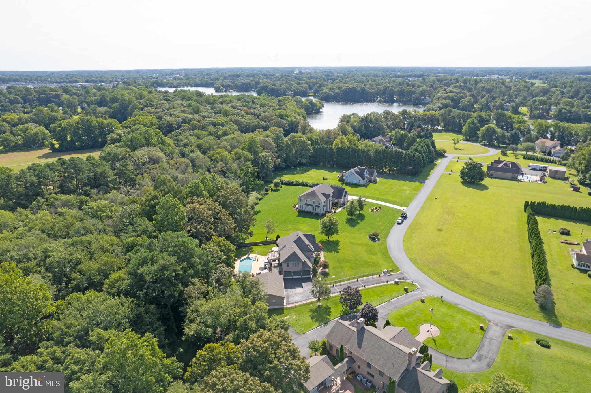 HAVEN LAKE ESTS - Residential