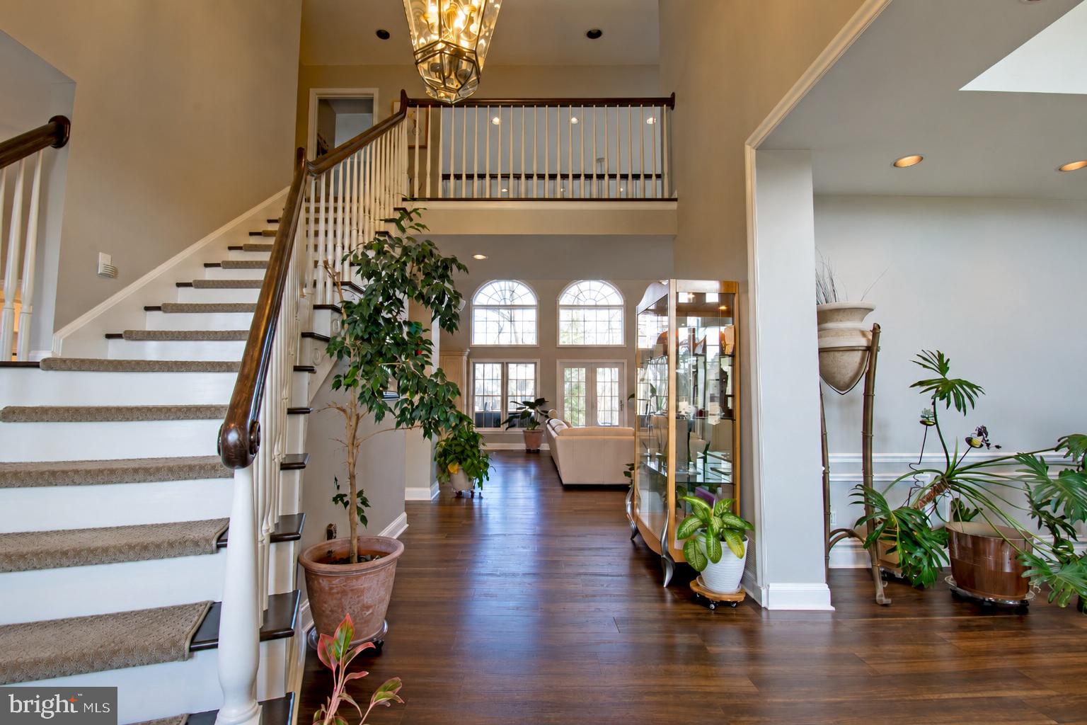 HAVEN LAKE ESTS - Residential