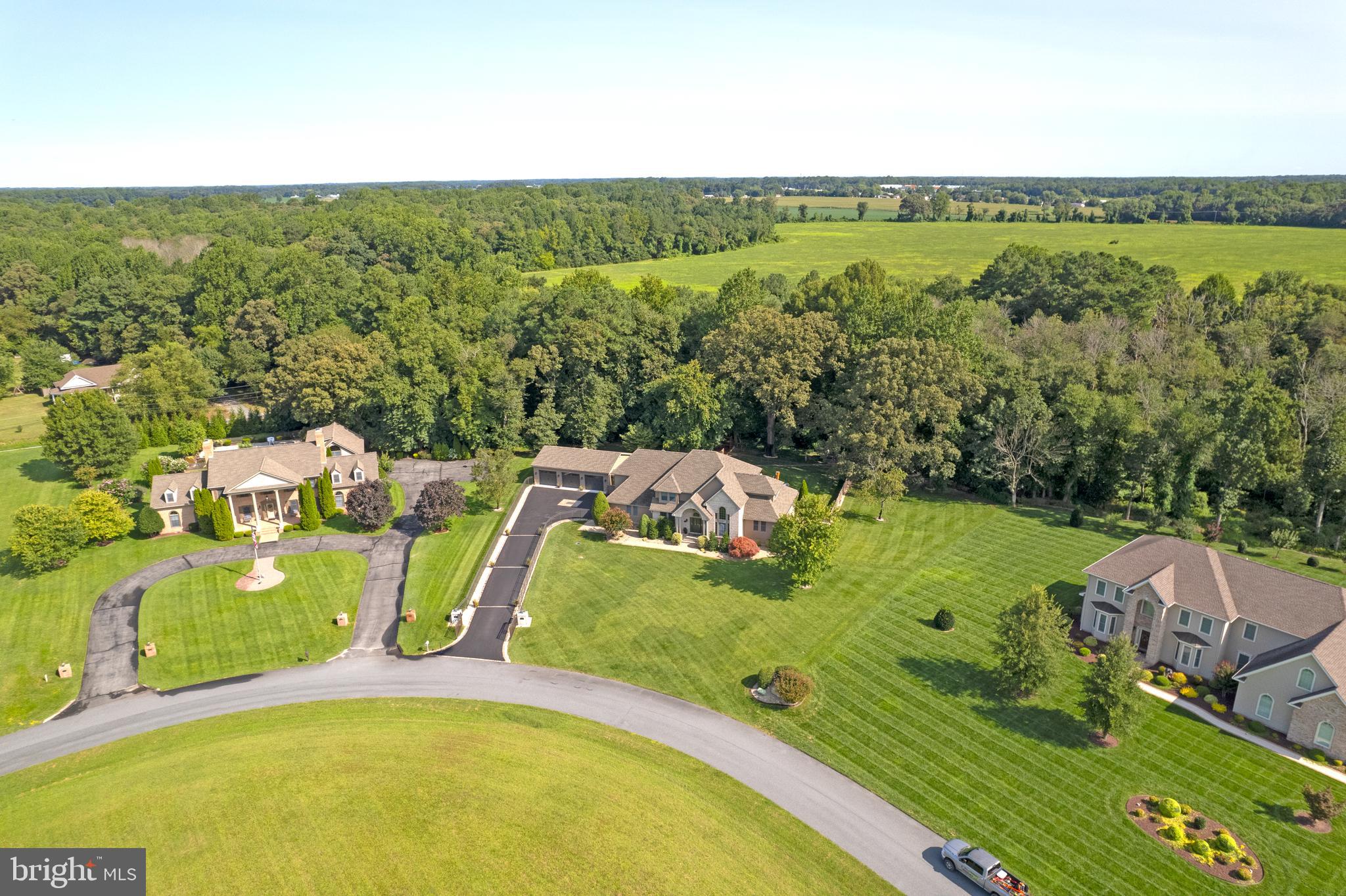 HAVEN LAKE ESTS - Residential