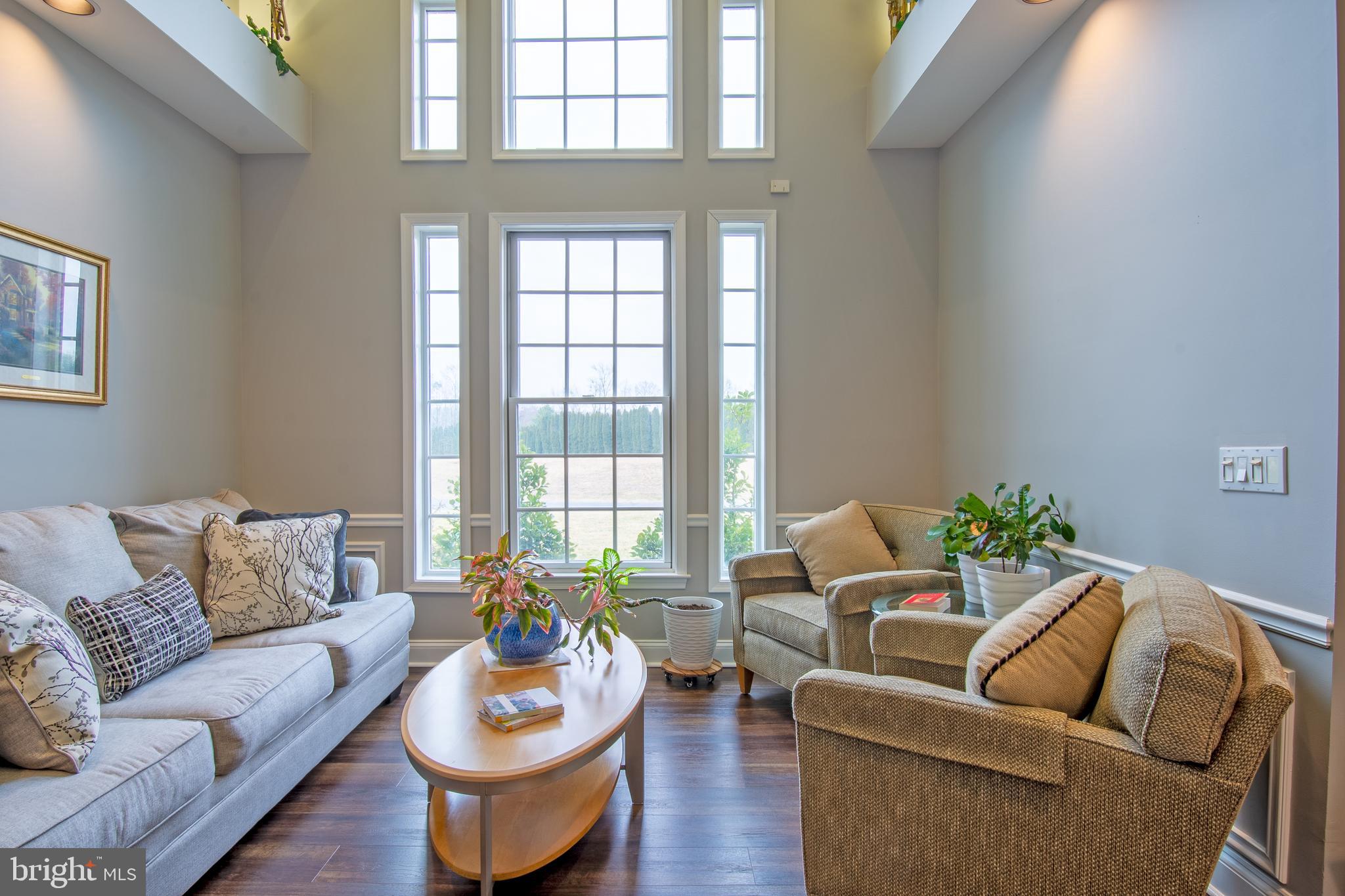 HAVEN LAKE ESTS - Residential