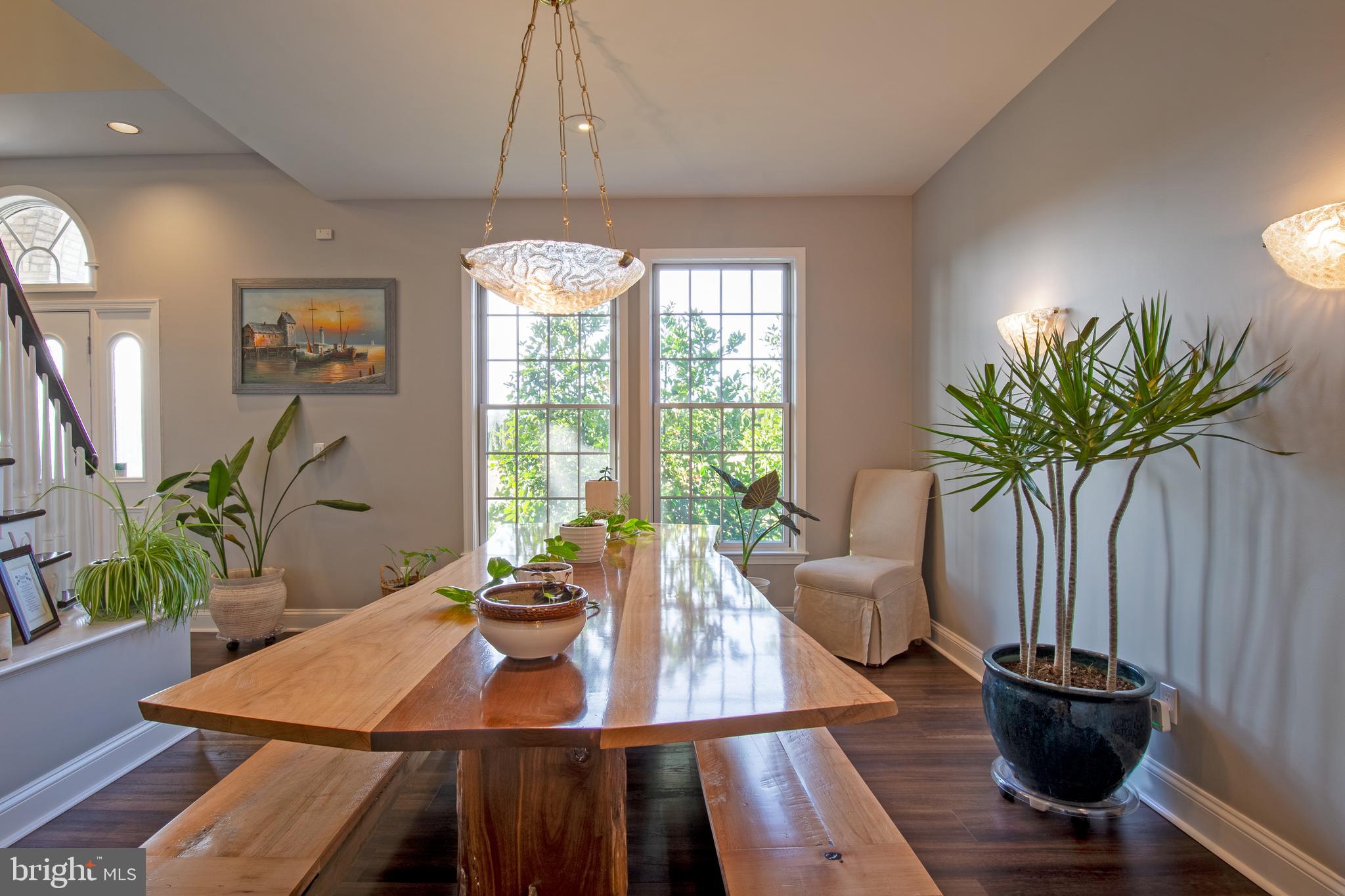 HAVEN LAKE ESTS - Residential