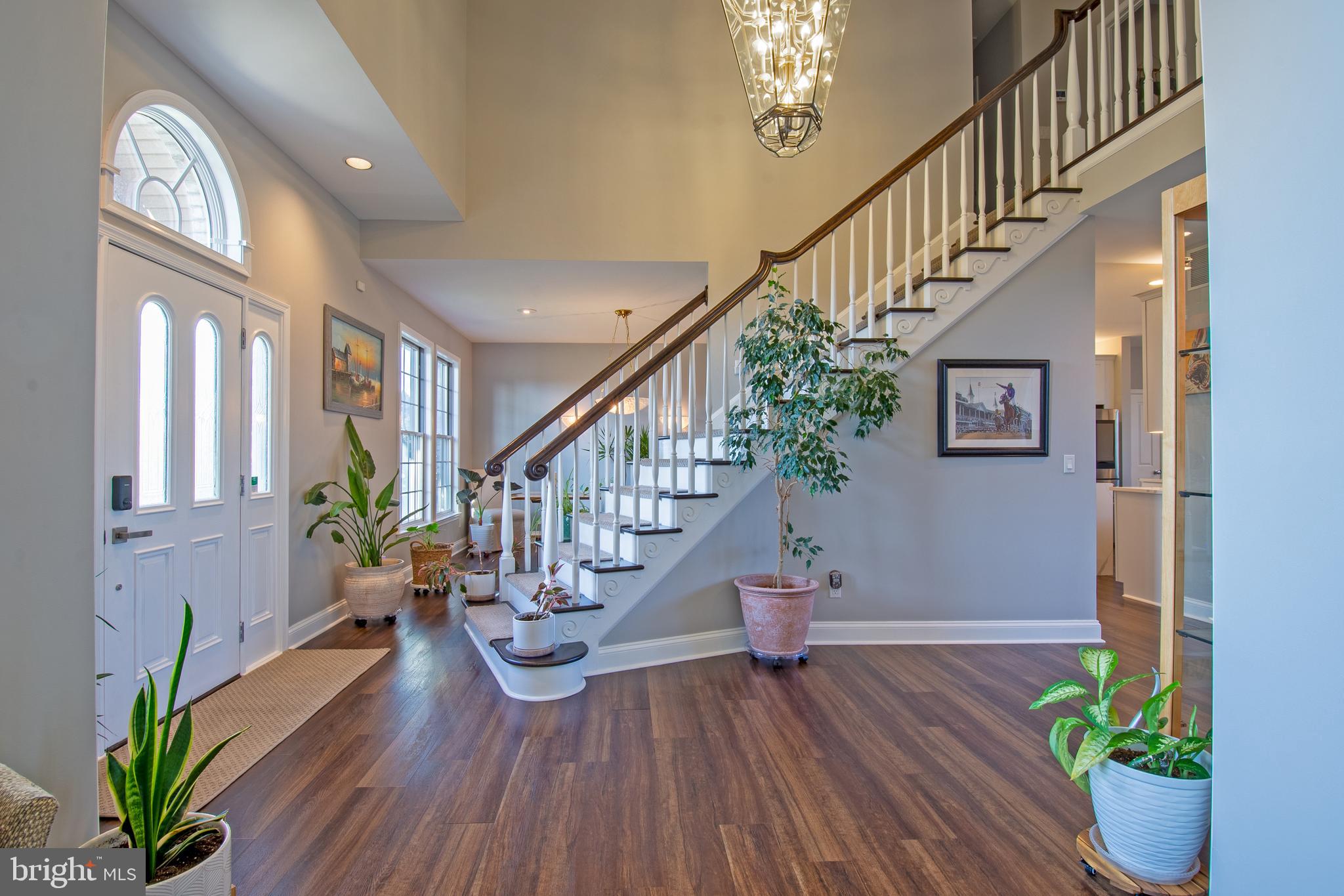 HAVEN LAKE ESTS - Residential
