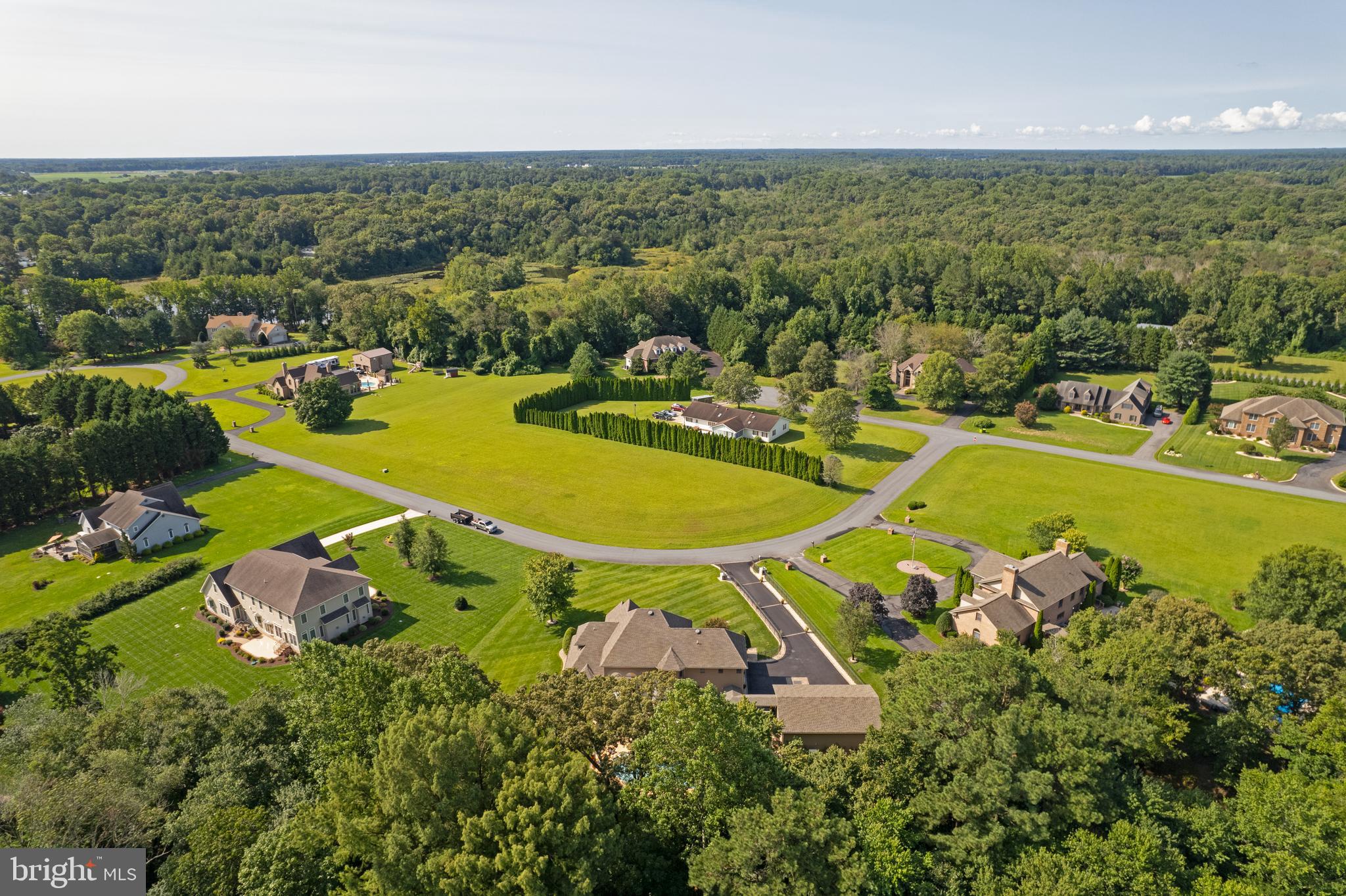 HAVEN LAKE ESTS - Residential