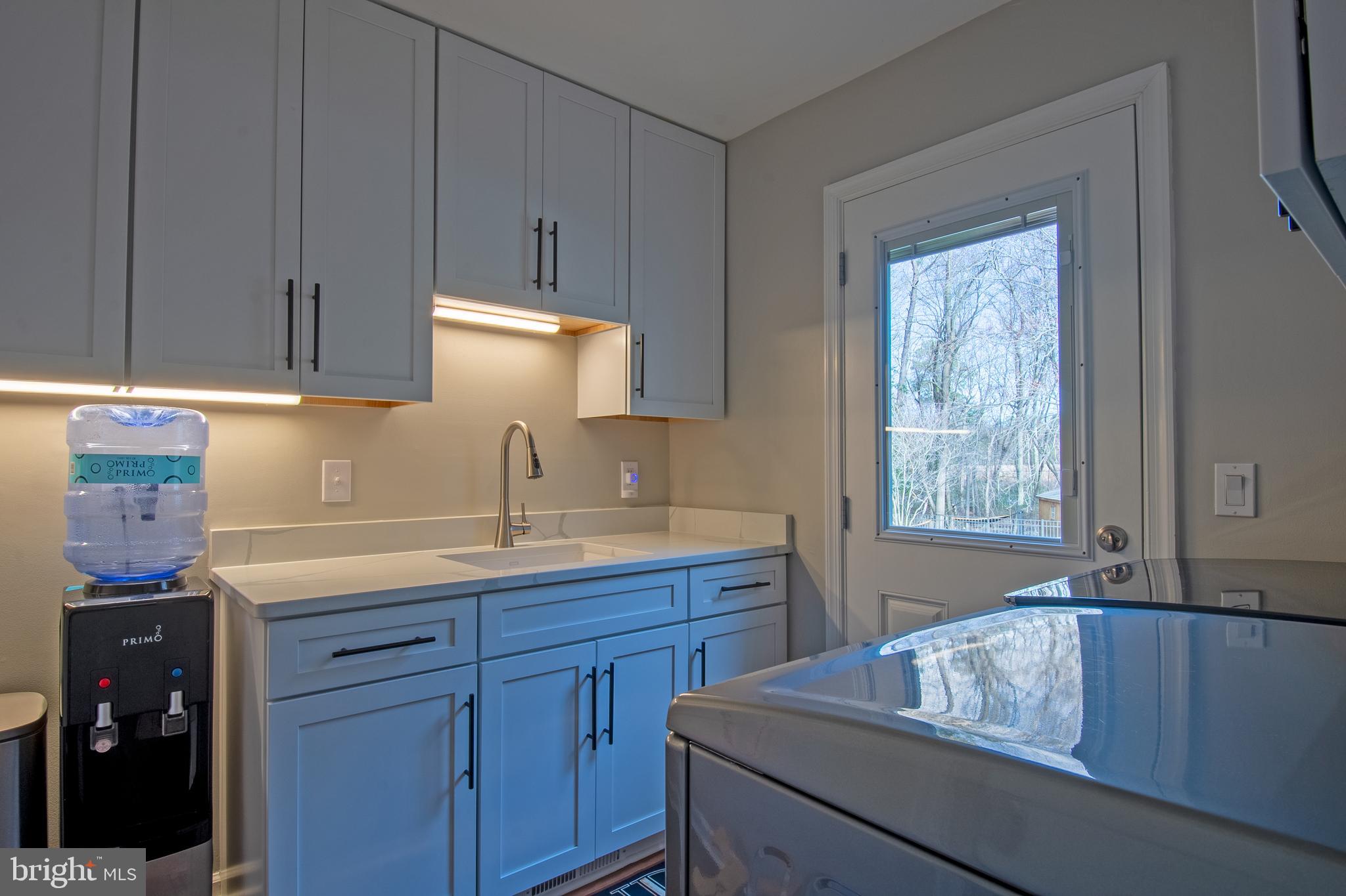 HAVEN LAKE ESTS - Residential