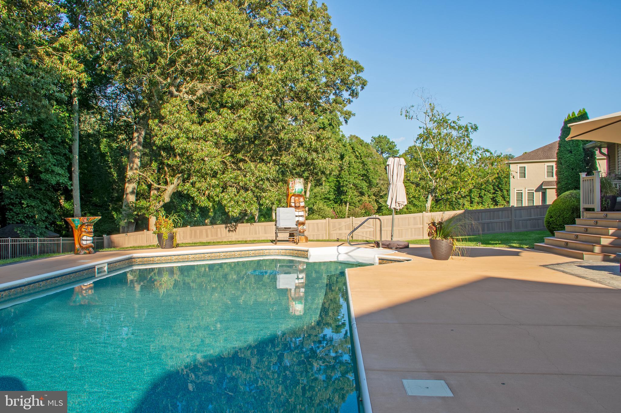 HAVEN LAKE ESTS - Residential