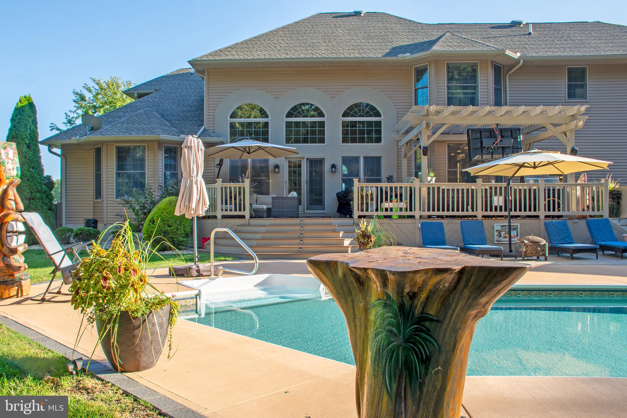HAVEN LAKE ESTS - Residential