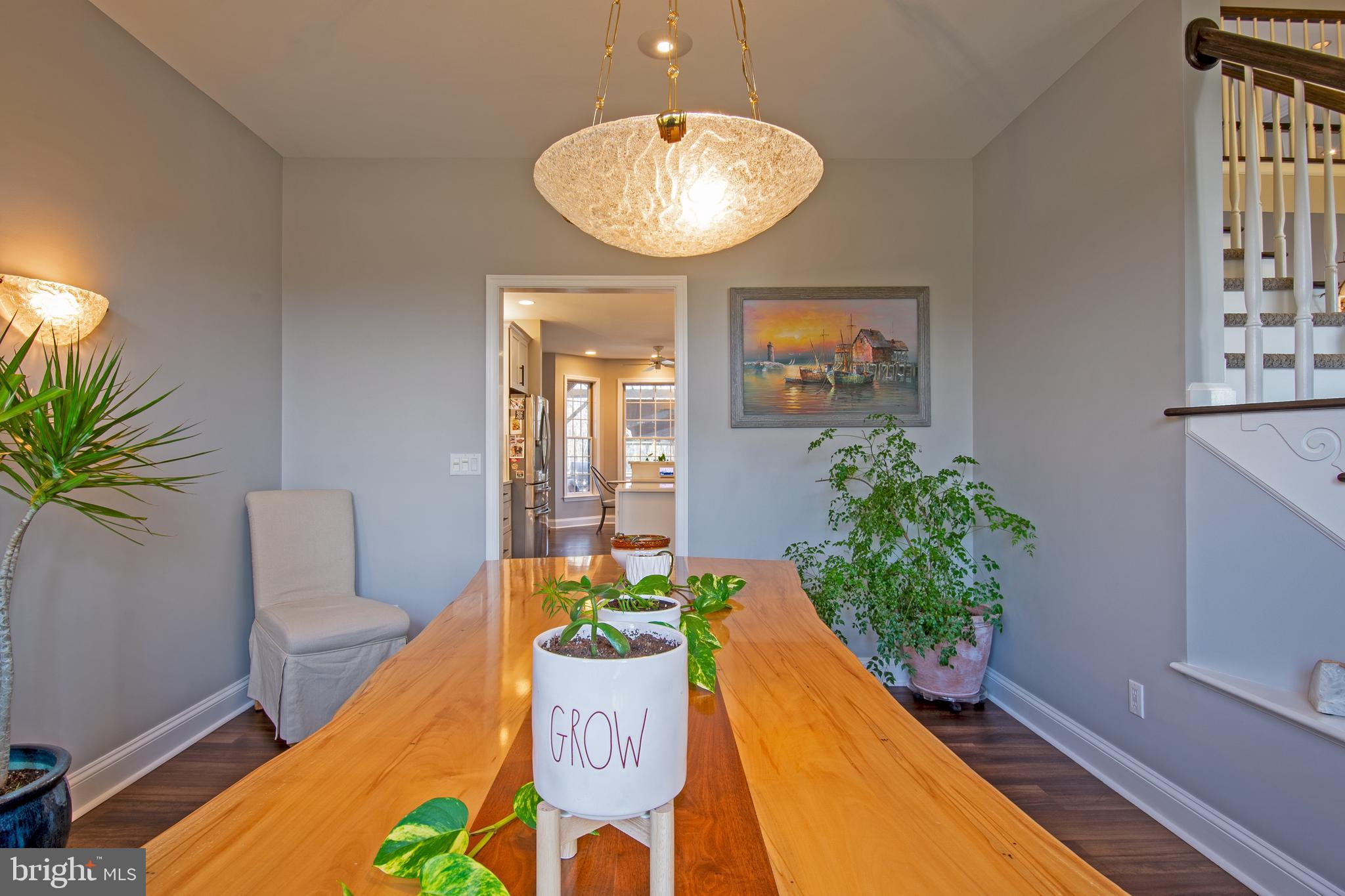 HAVEN LAKE ESTS - Residential