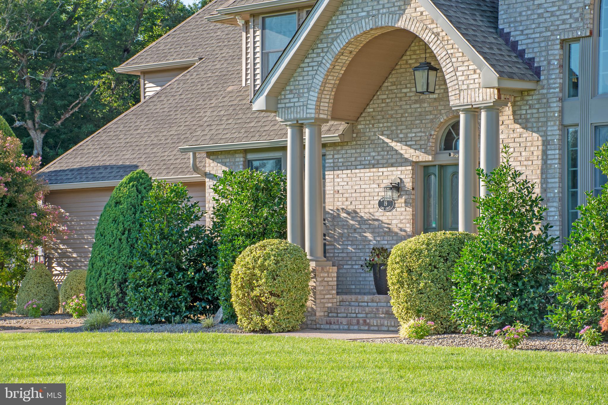HAVEN LAKE ESTS - Residential