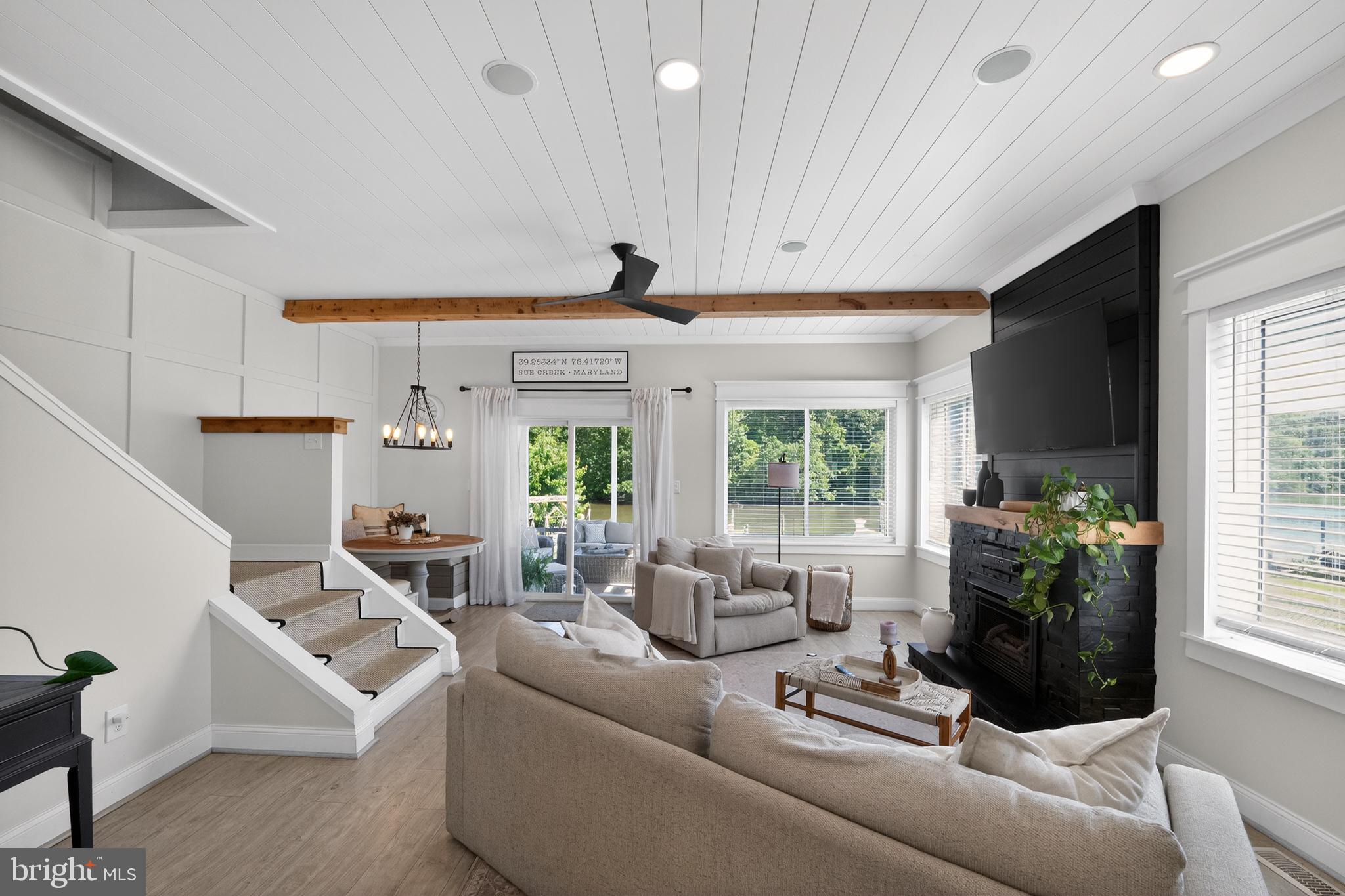 CEDAR CREEK - Residential