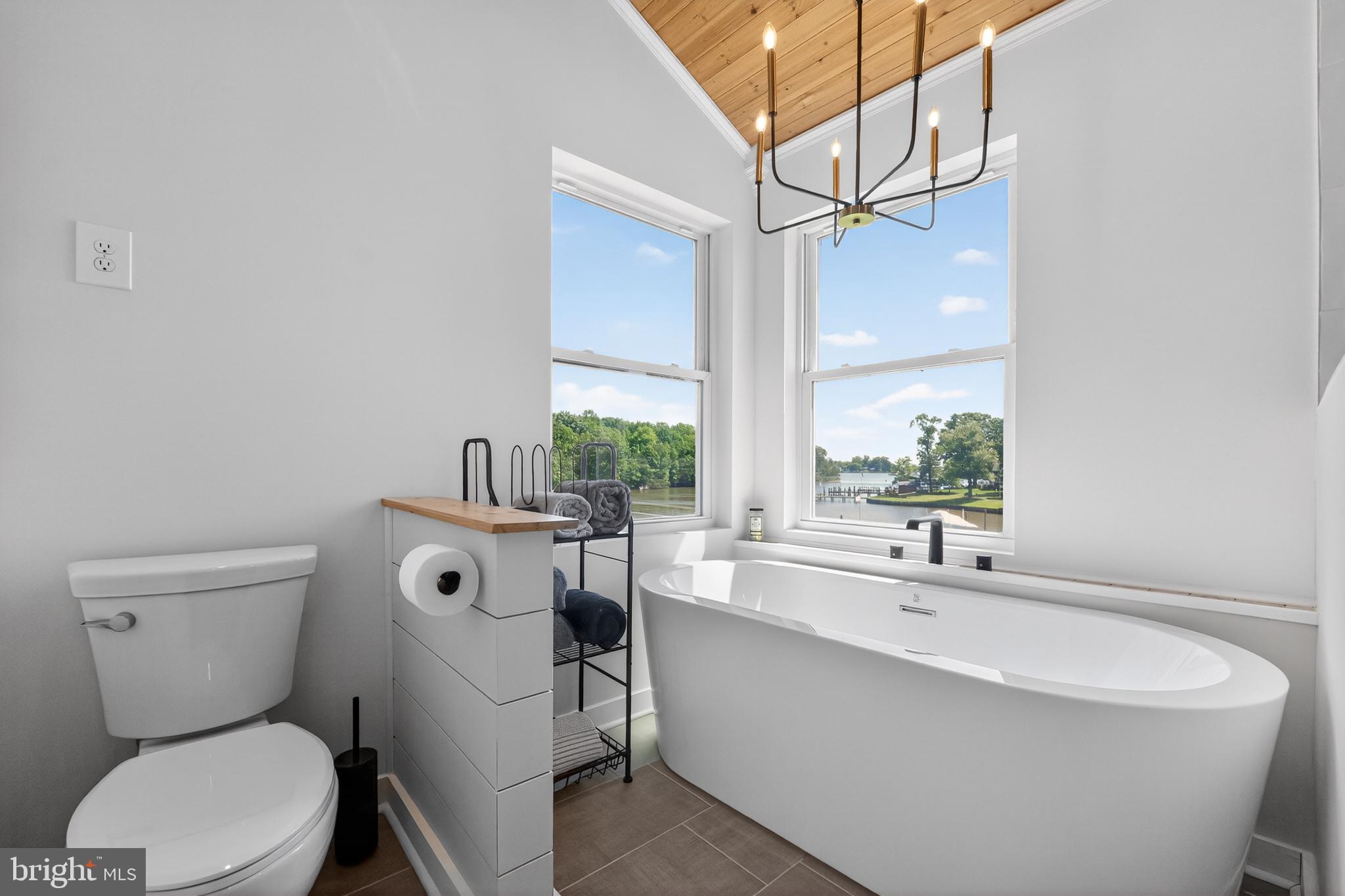 CEDAR CREEK - Residential