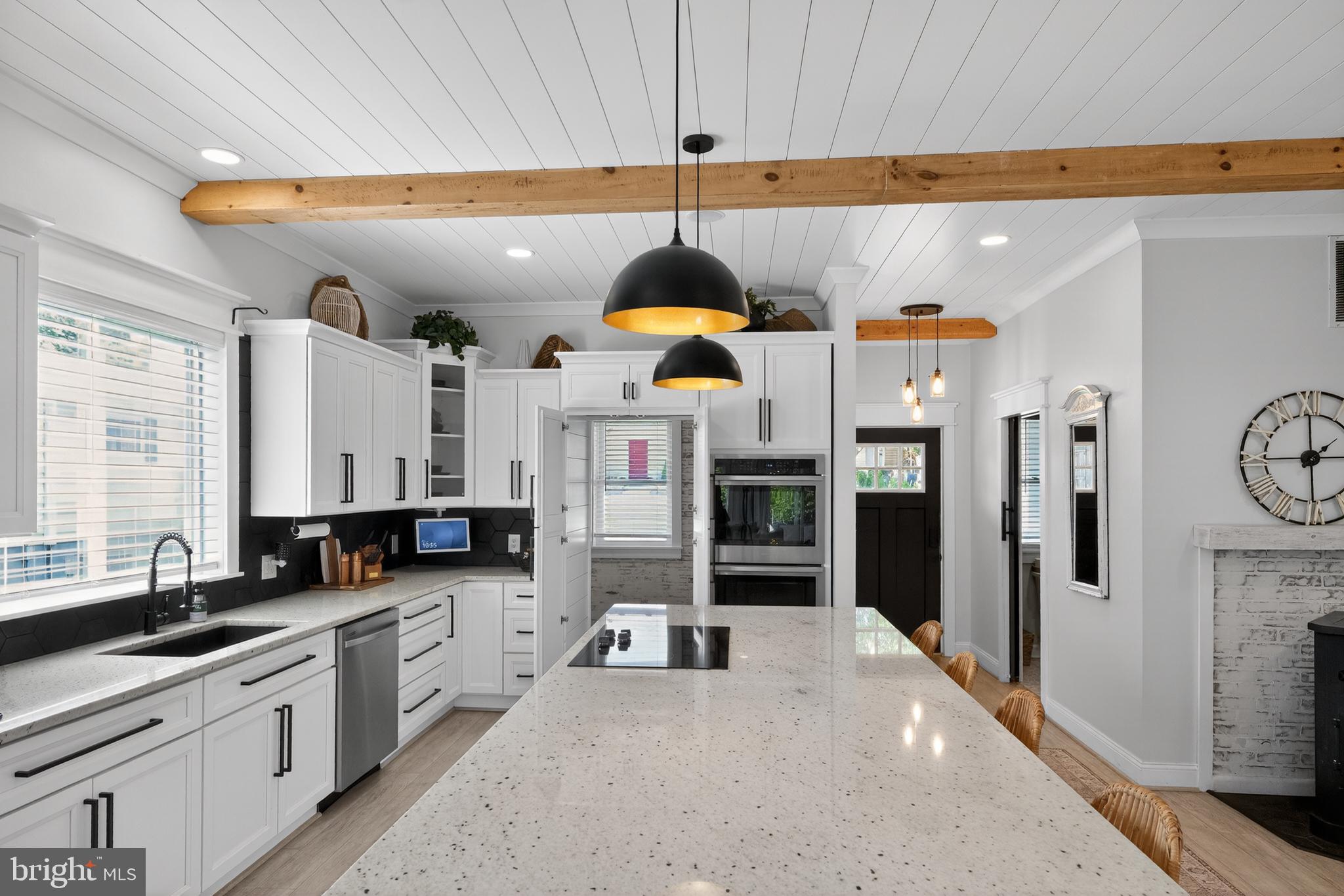 CEDAR CREEK - Residential