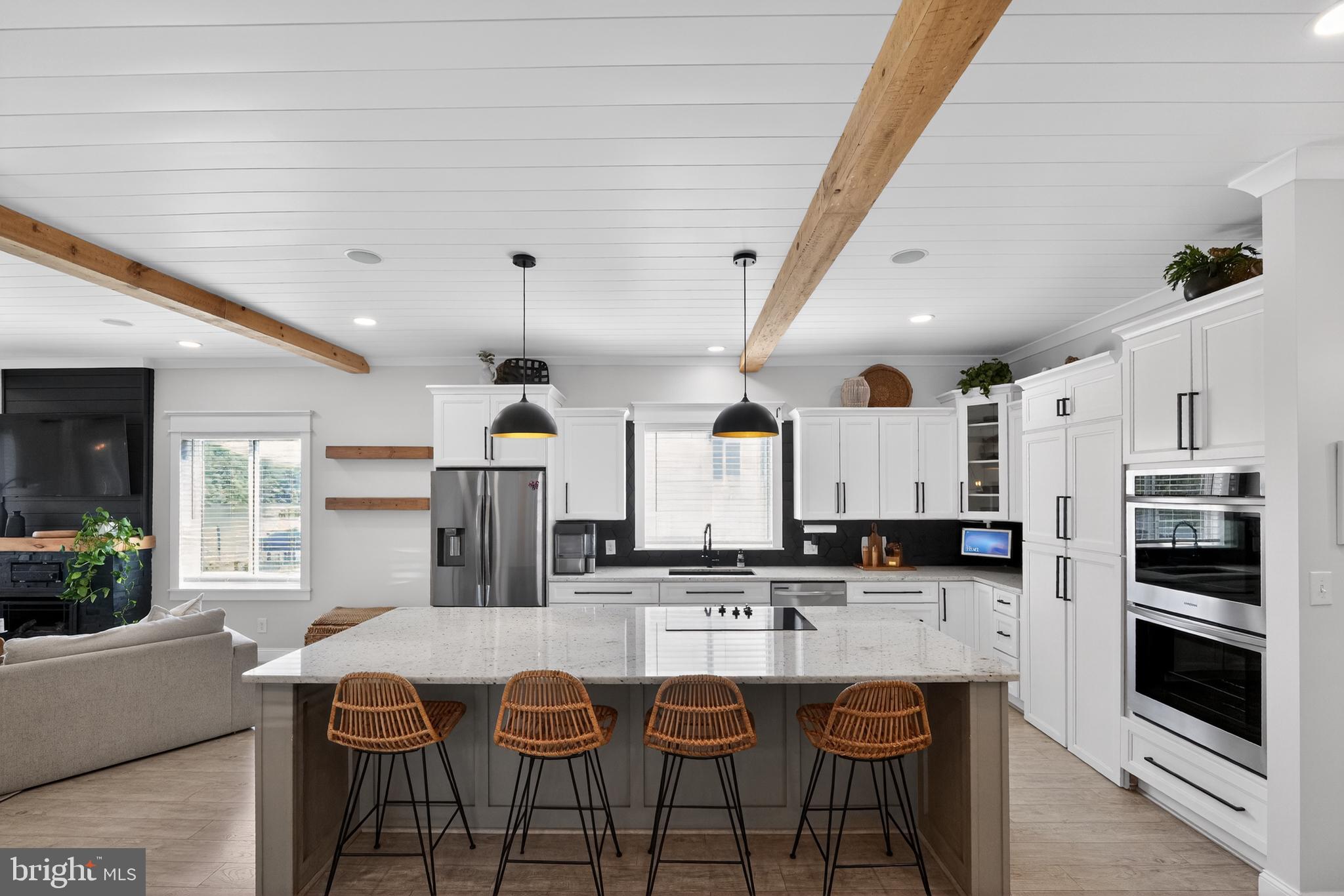 CEDAR CREEK - Residential
