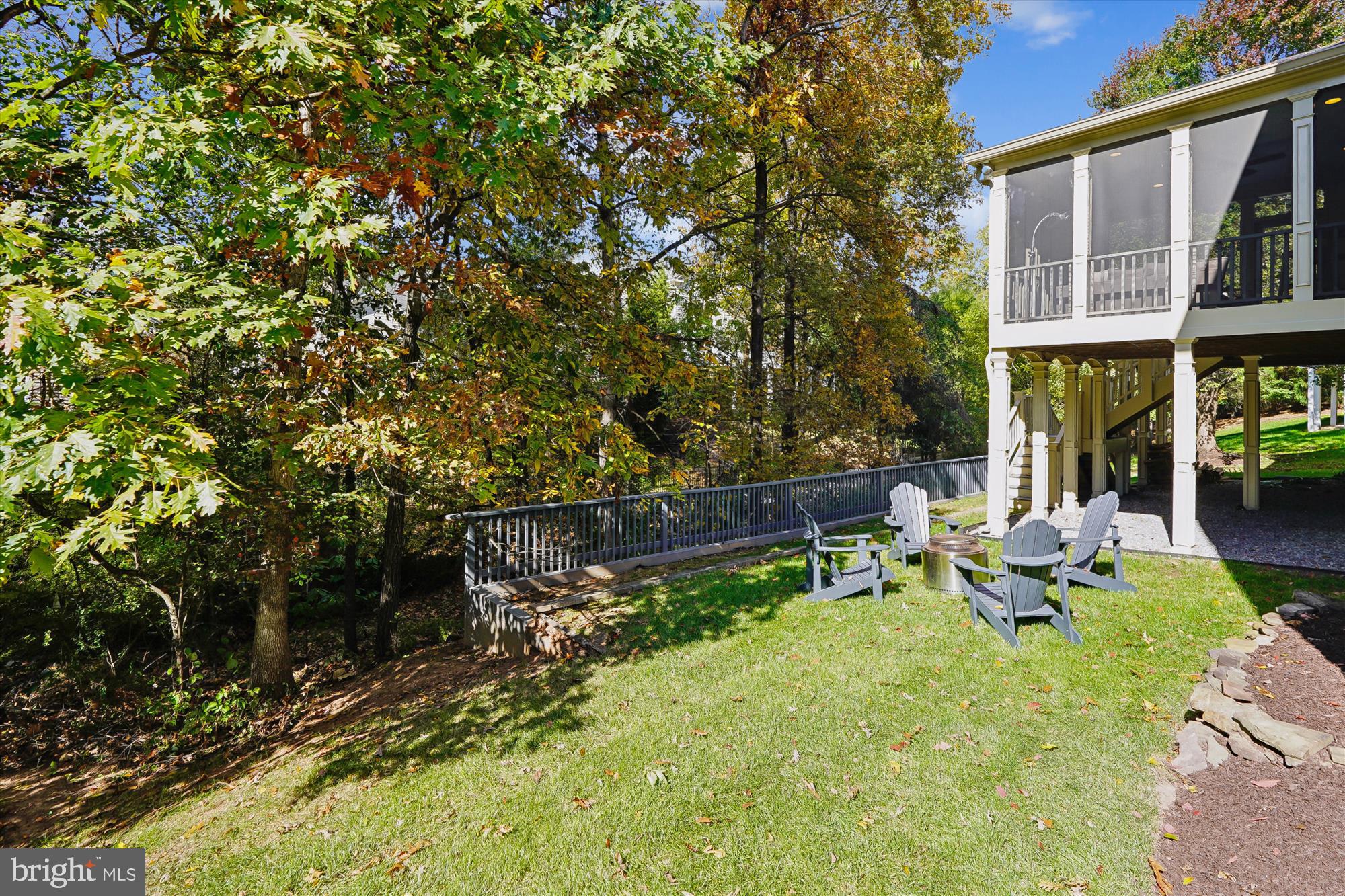 RIVER CREEK - Residential