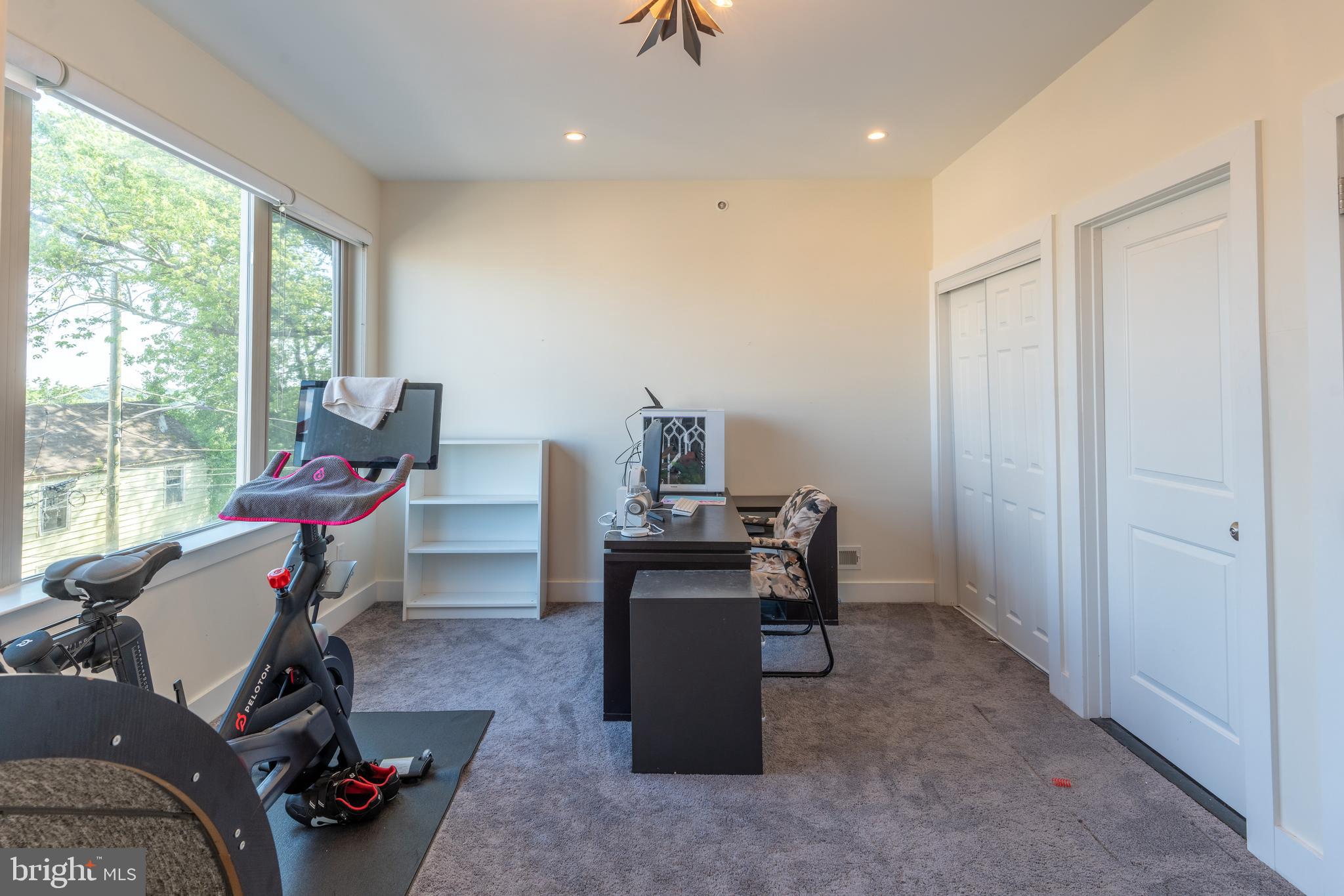 MANAYUNK - Residential