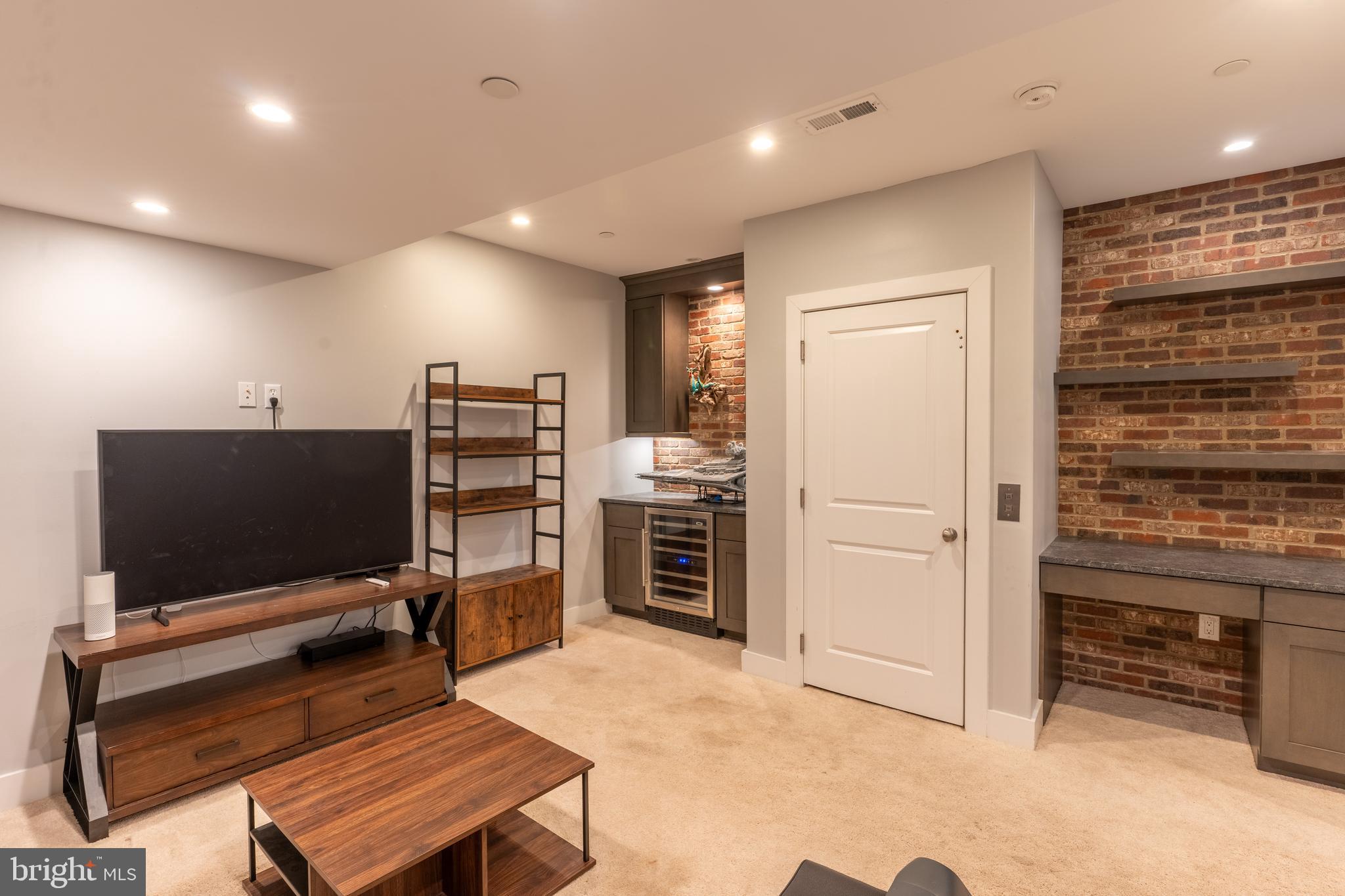 MANAYUNK - Residential