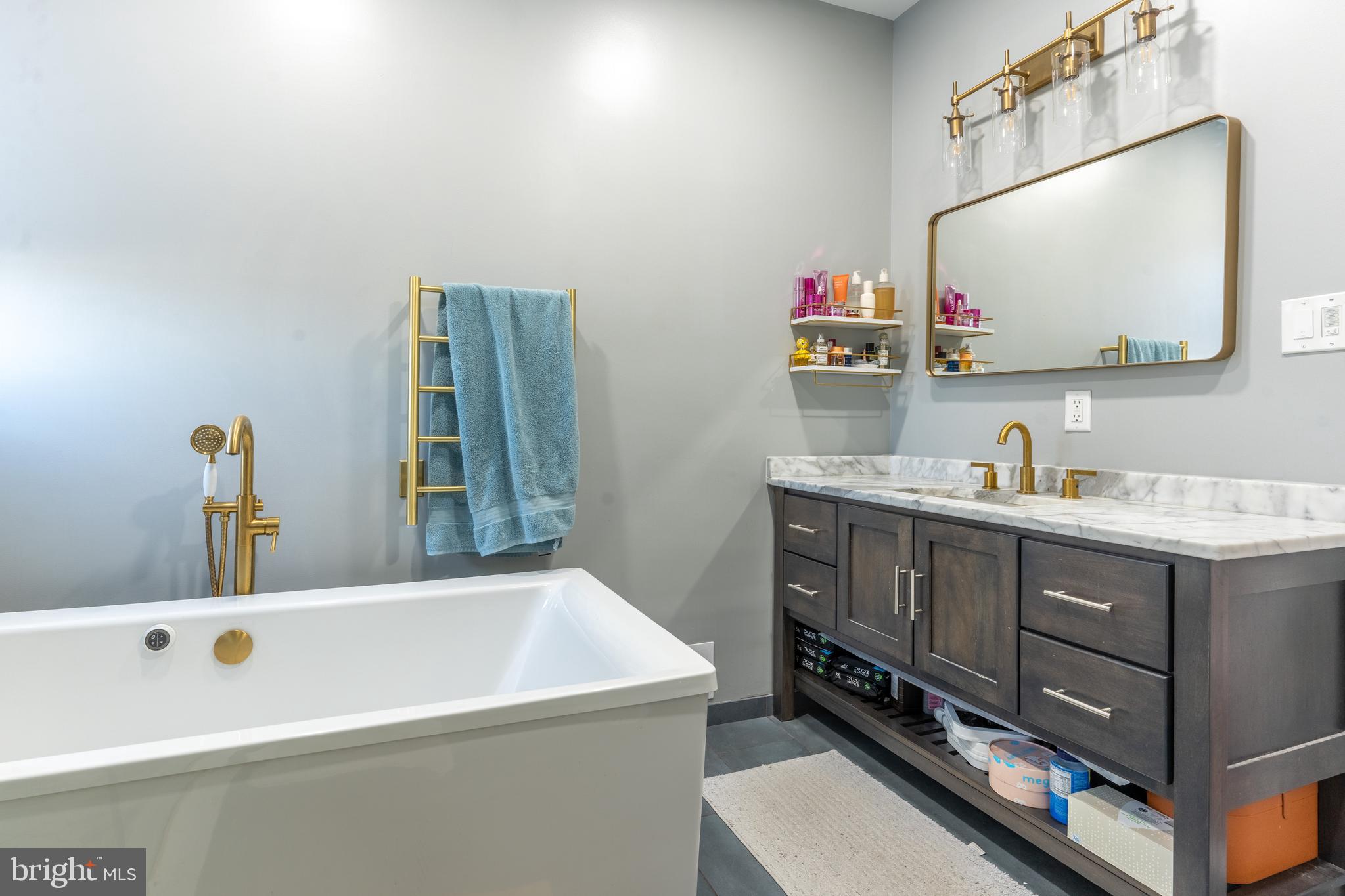 MANAYUNK - Residential