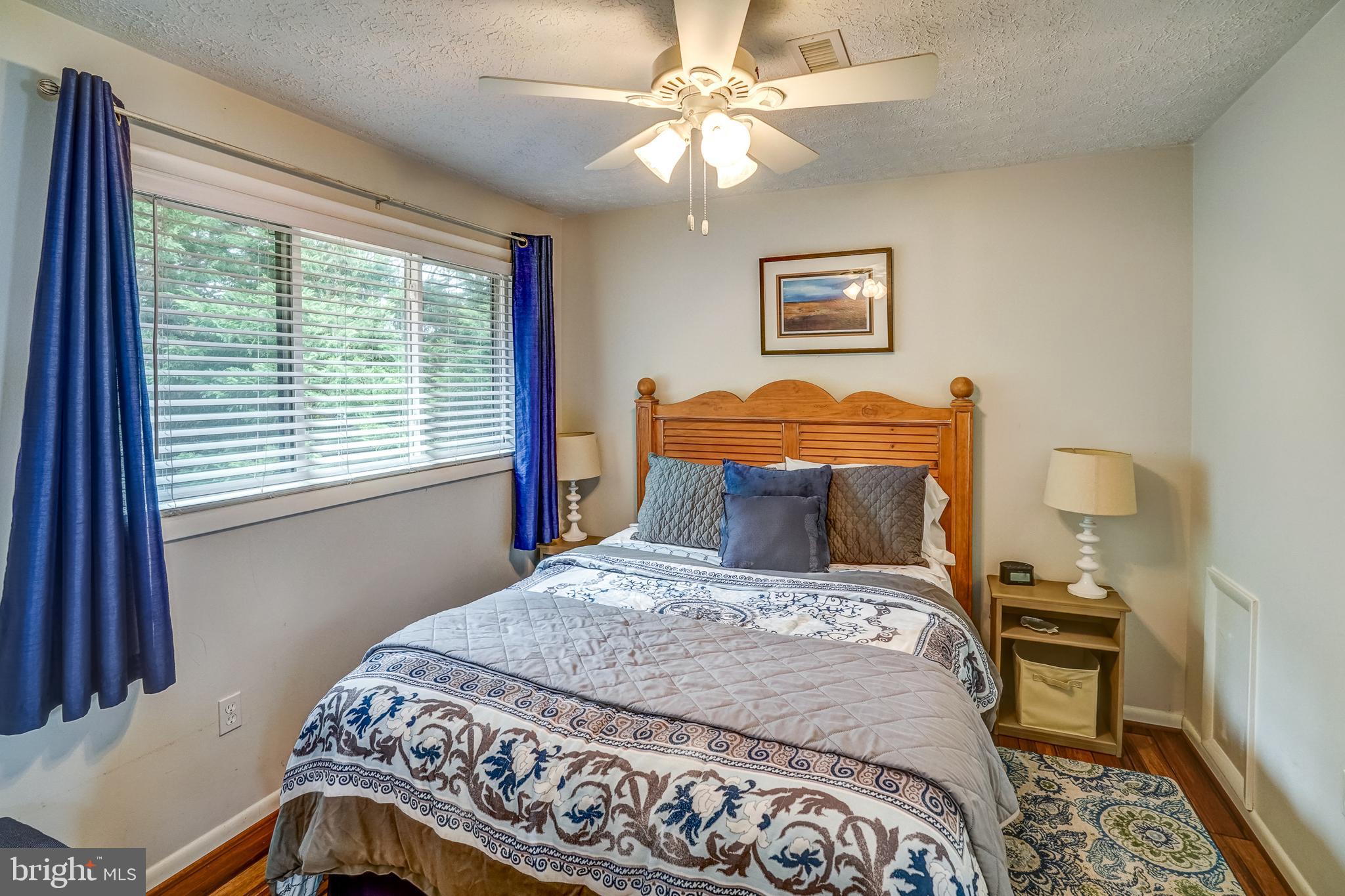 SANDY POINT - Residential