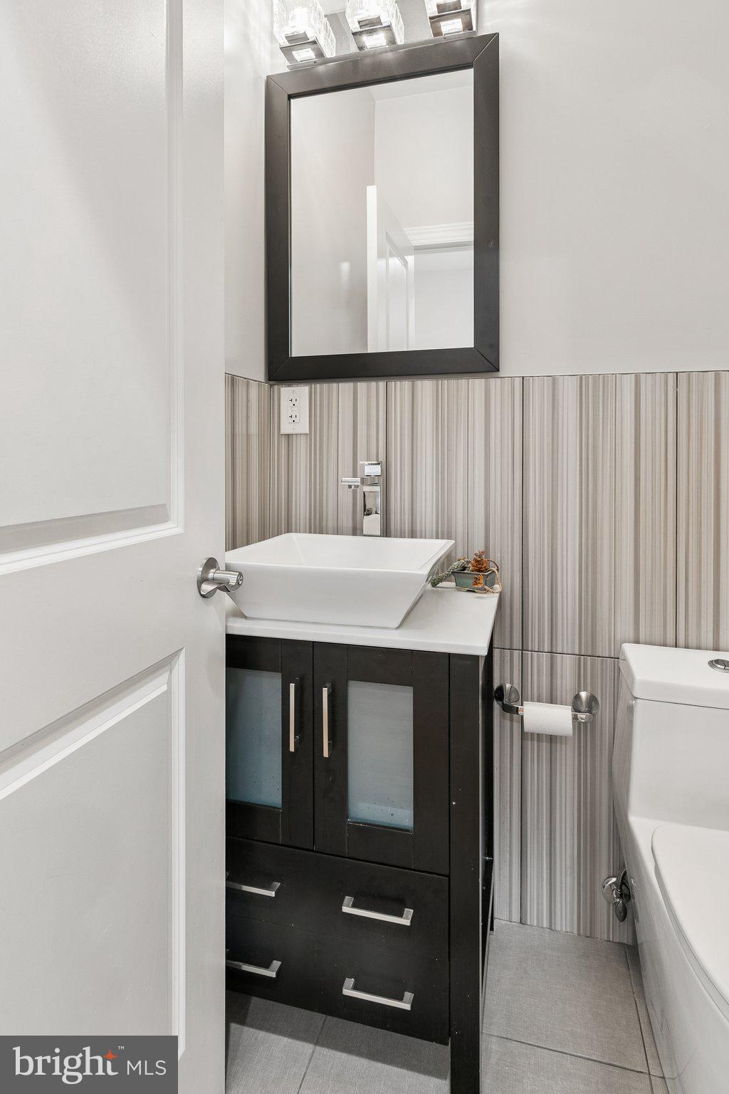 POINT BREEZE - Residential