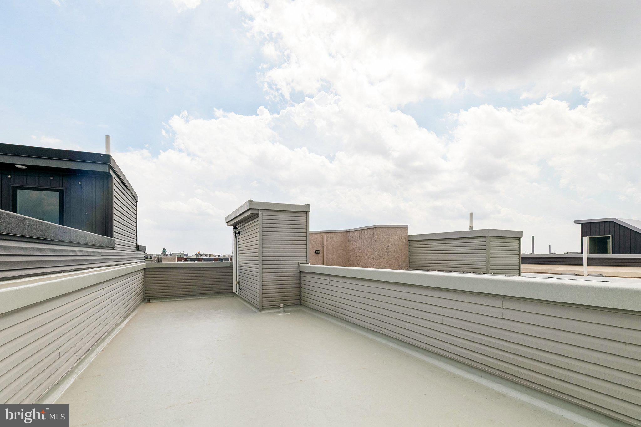 POINT BREEZE - Residential