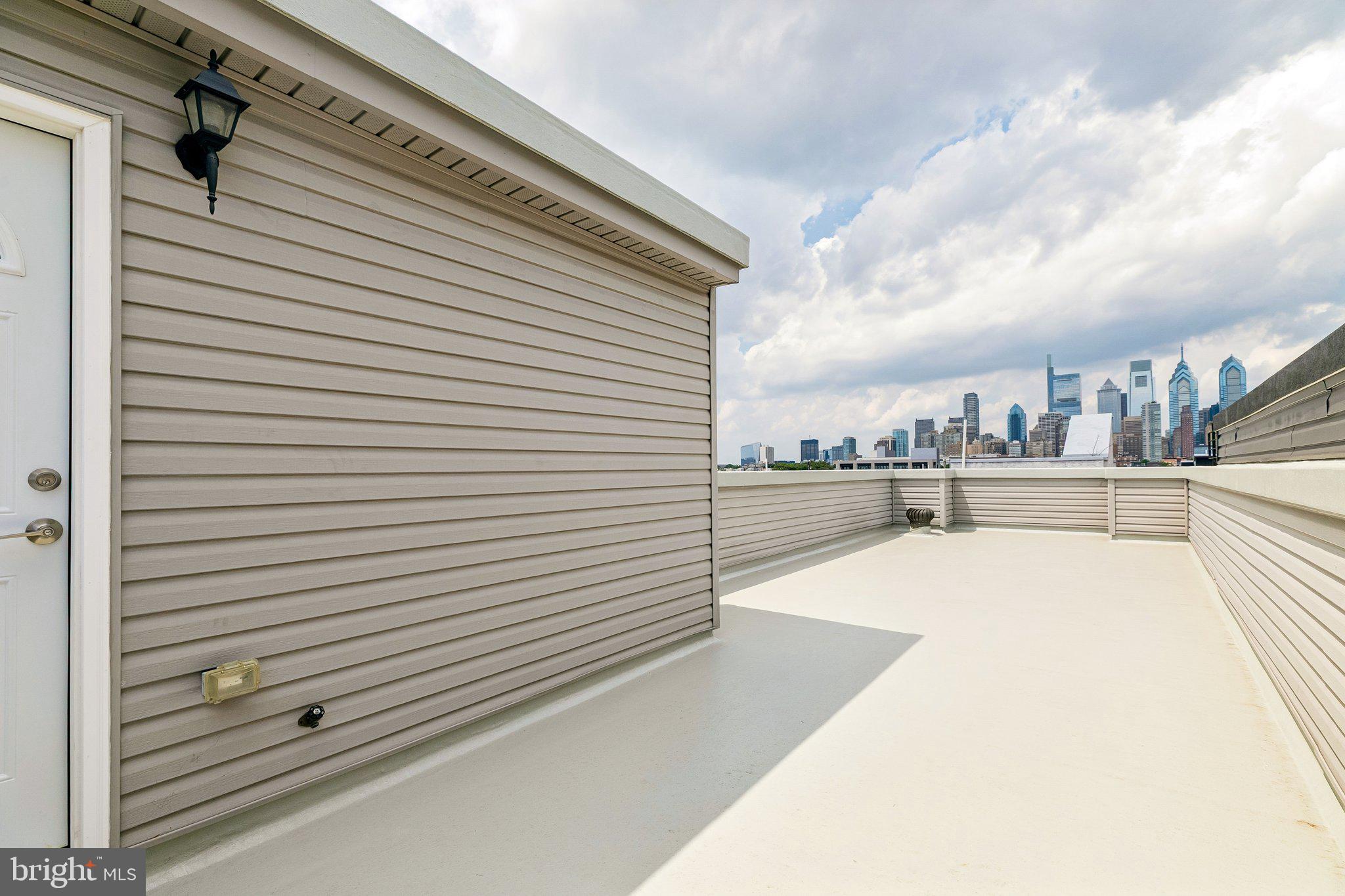POINT BREEZE - Residential