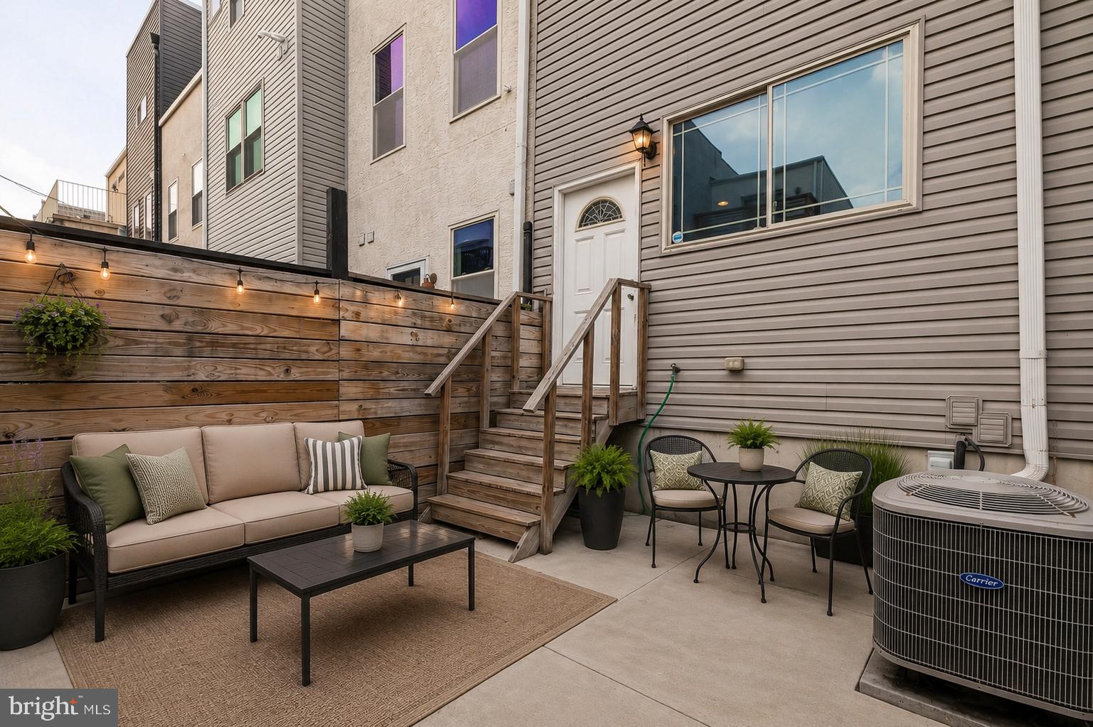 POINT BREEZE - Residential